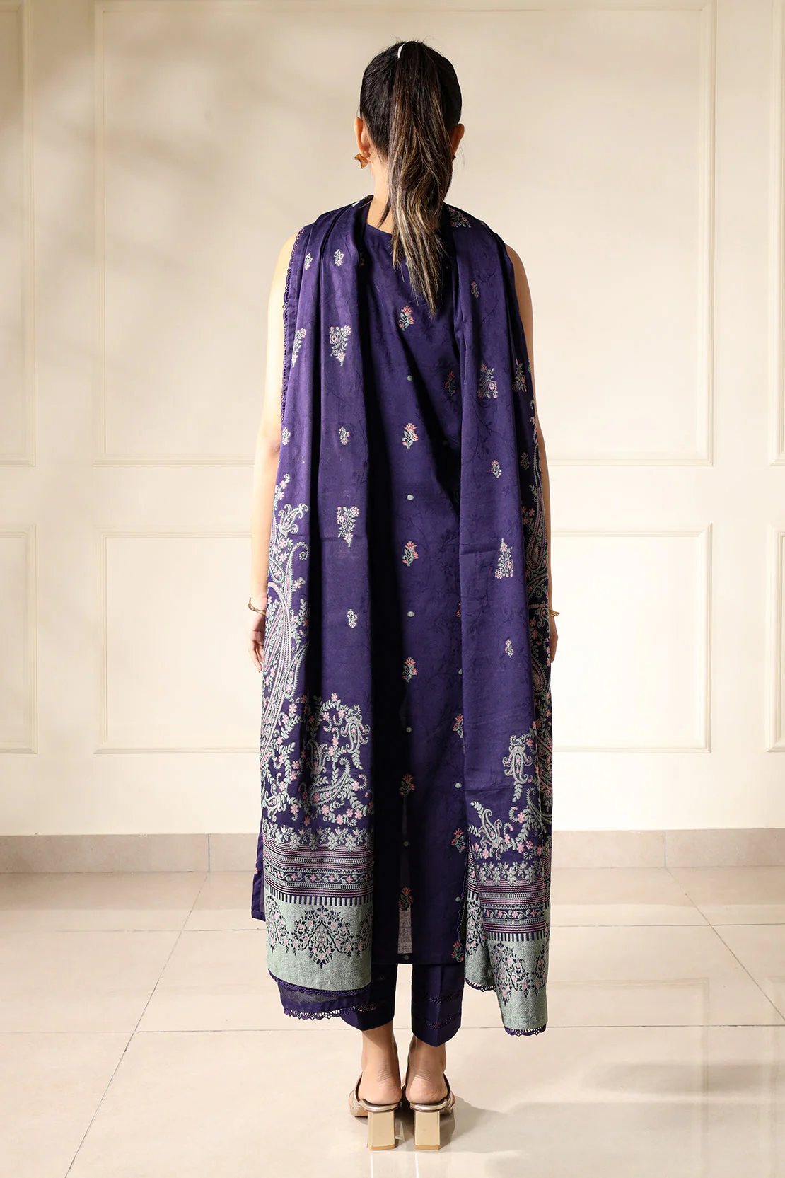Unstitched Jacquard Cotton 2 Piece (Shirt/Trouser) - Image 4