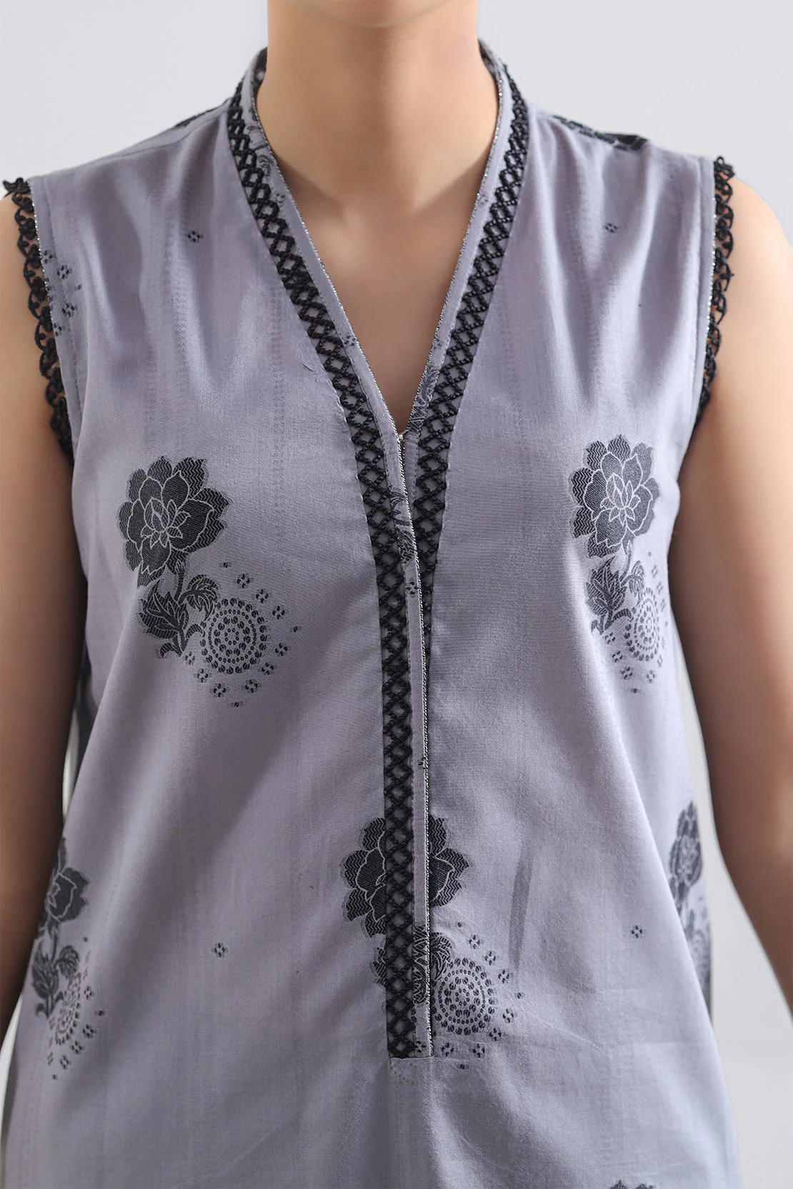 Unstitched Jacquard Cotton 2 Piece (Shirt/Trouser) - Image 4