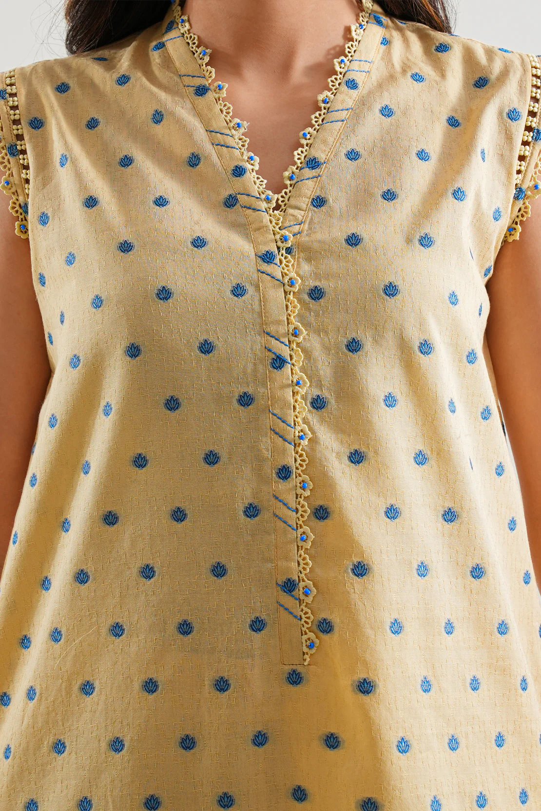 Unstitched Jacquard Cotton 2 Piece (Shirt/Trouser) - Image 4