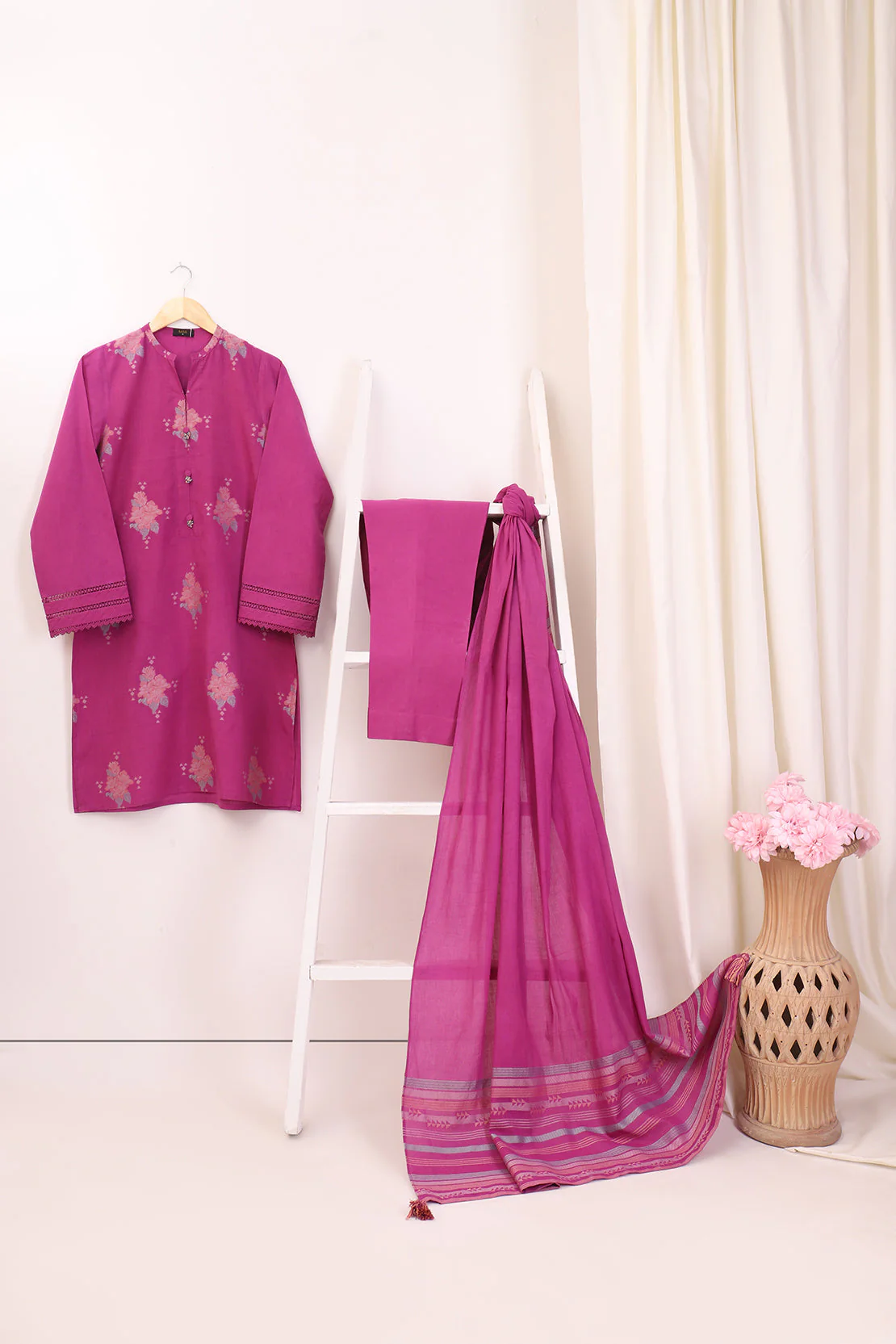 Unstitched Jacquard Cotton 3 Piece - Image 5