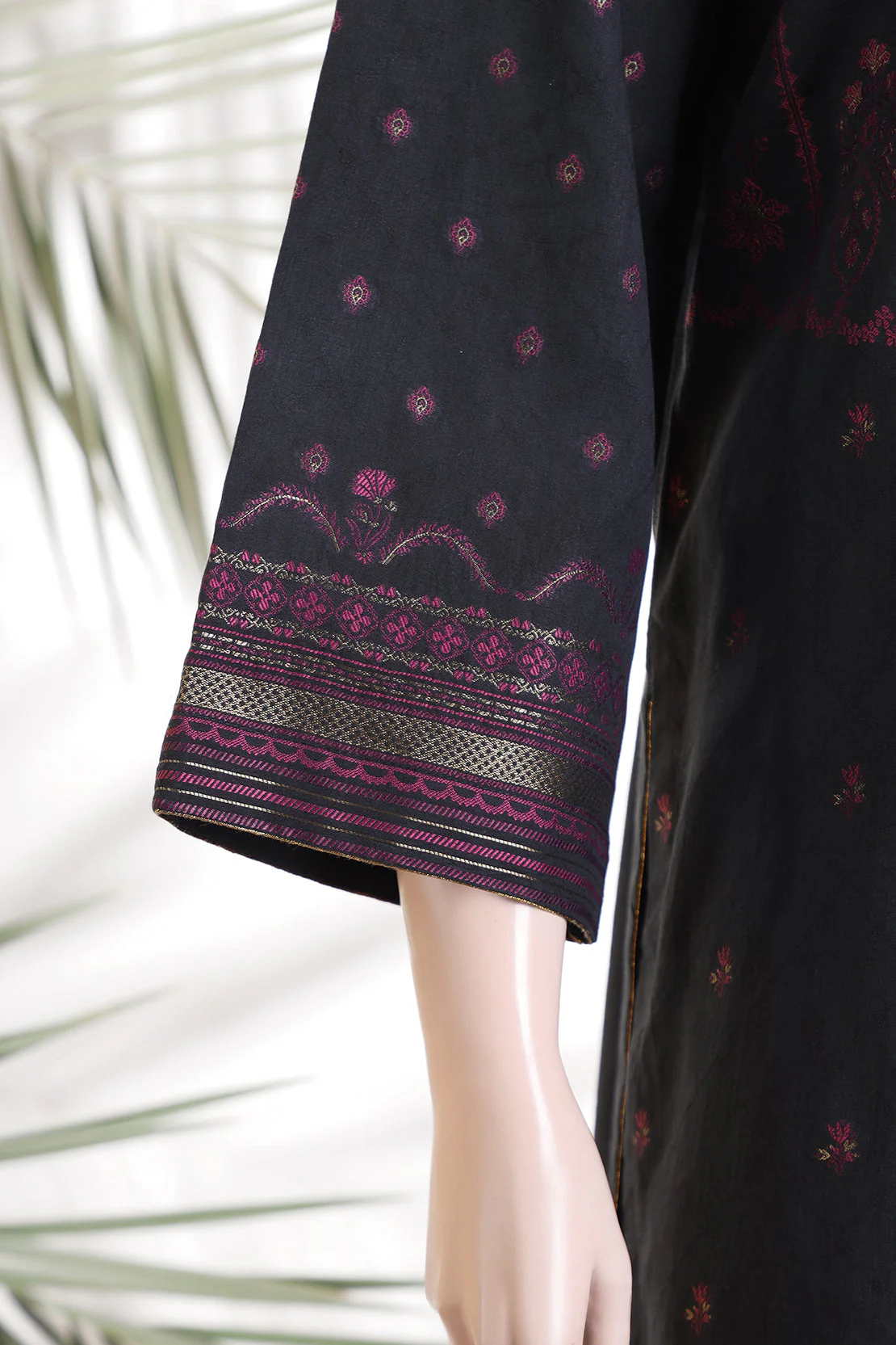 Unstitched Jacquard Cotton 3 Piece - Image 4