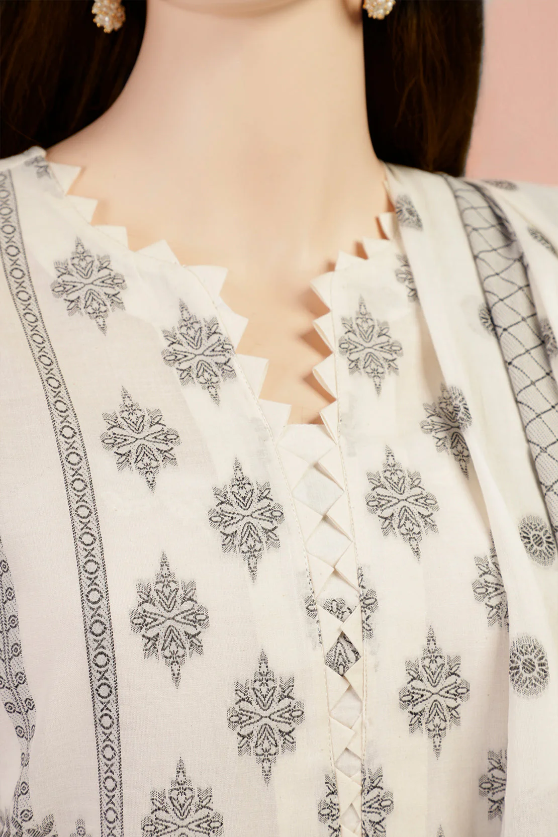 Unstitched Jacquard Cotton 3 Piece - Image 2