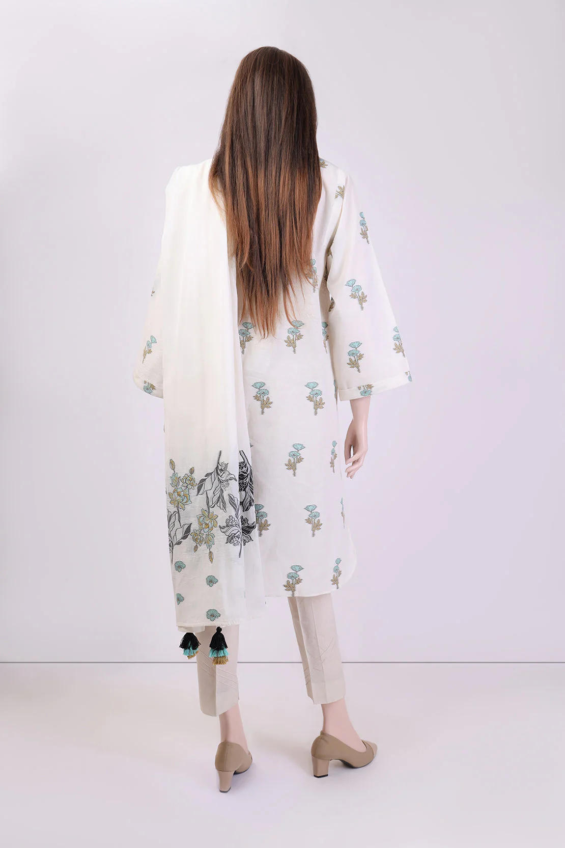 Unstitched Jacquard Cotton 3 Piece - Image 2