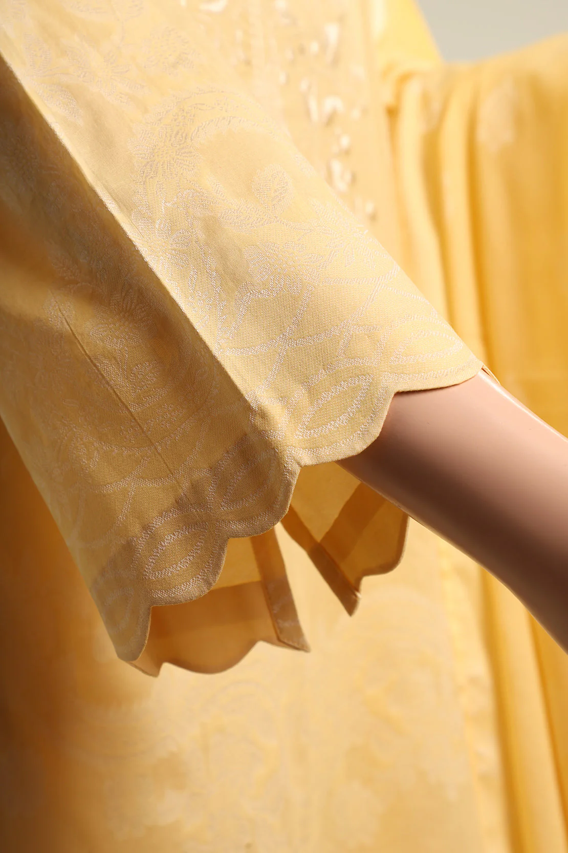 Unstitched Jacquard Cotton 3 Piece - Image 4
