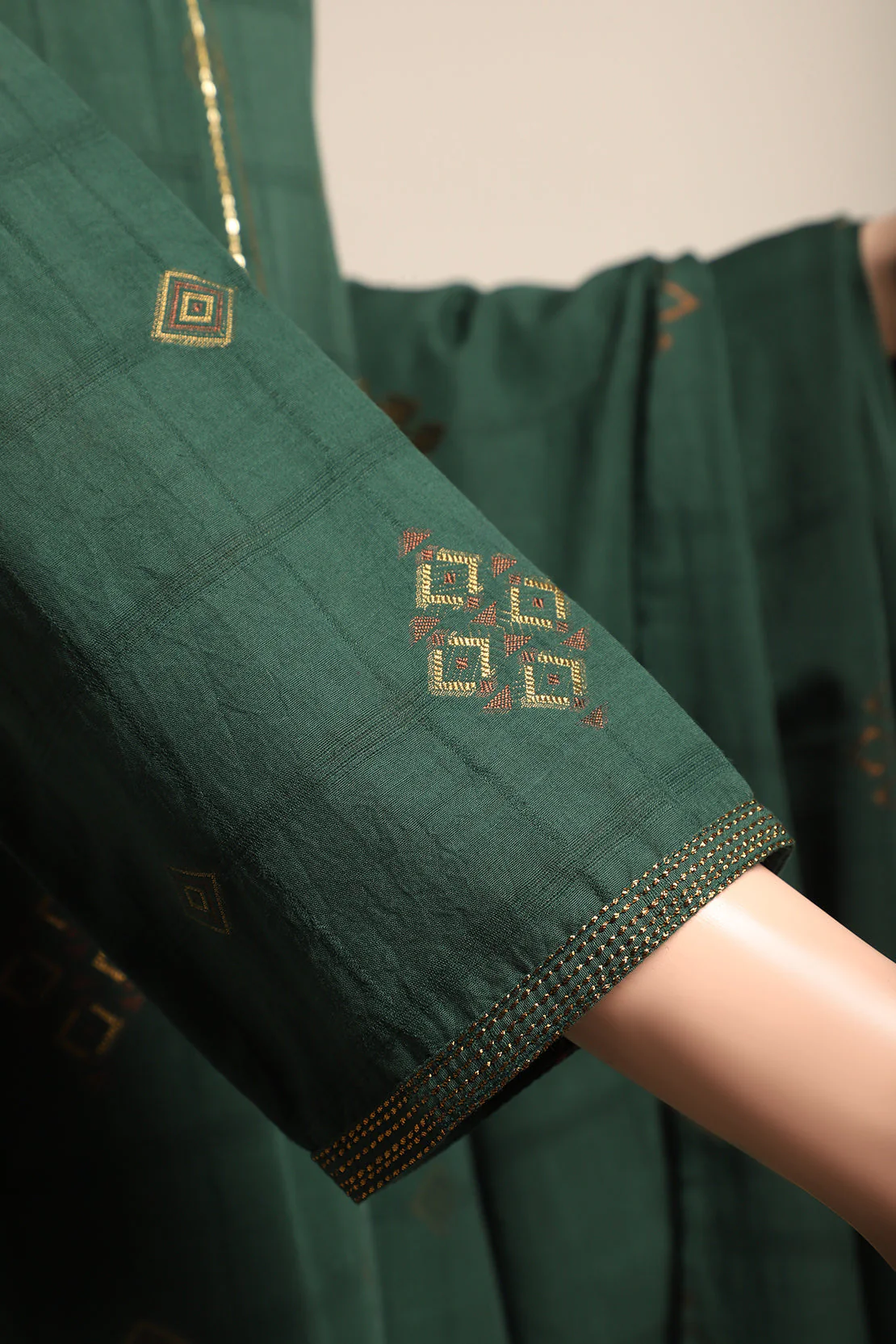Unstitched Jacquard Cotton 3 Piece - Image 4