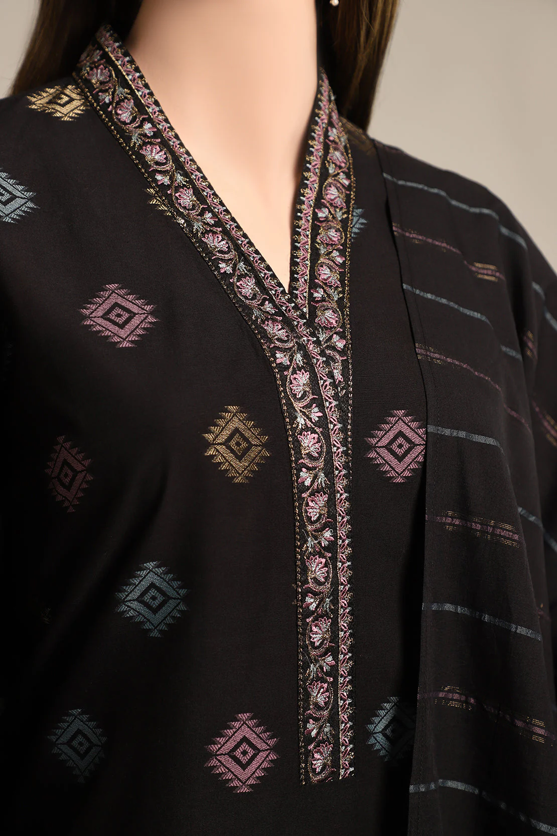 Unstitched Jacquard Cotton 3 Piece - Image 3