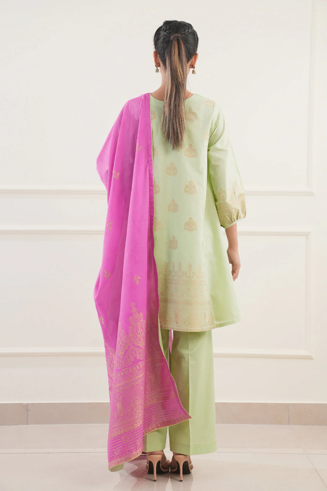 Unstitched Jacquard Cotton 3 Piece - Image 4