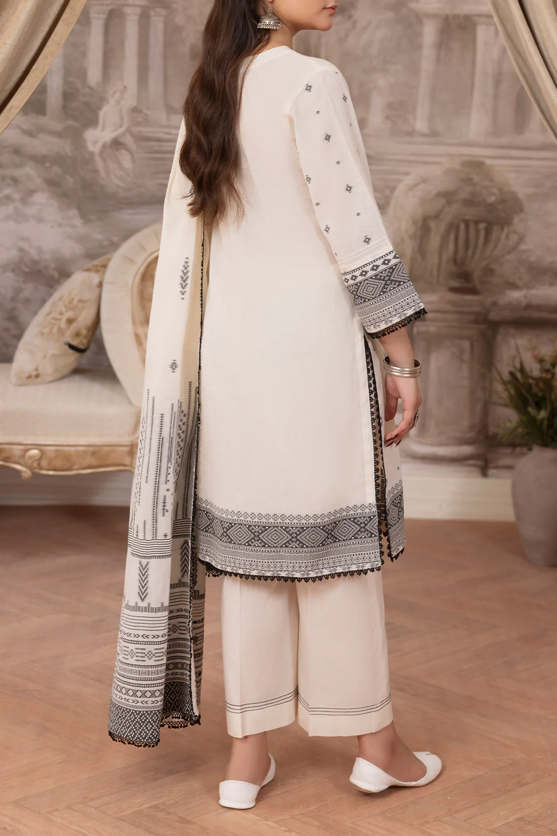 Unstitched Jacquard Cotton 3 Piece - Image 4