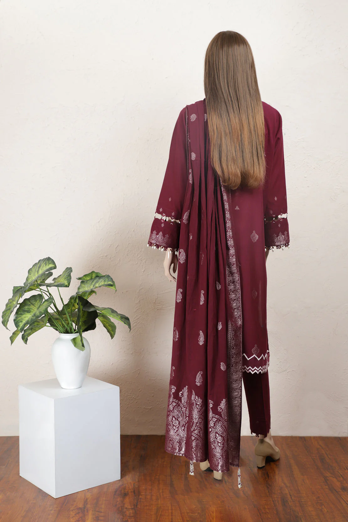 Unstitched Jacquard Cotton 3 Piece - Image 2