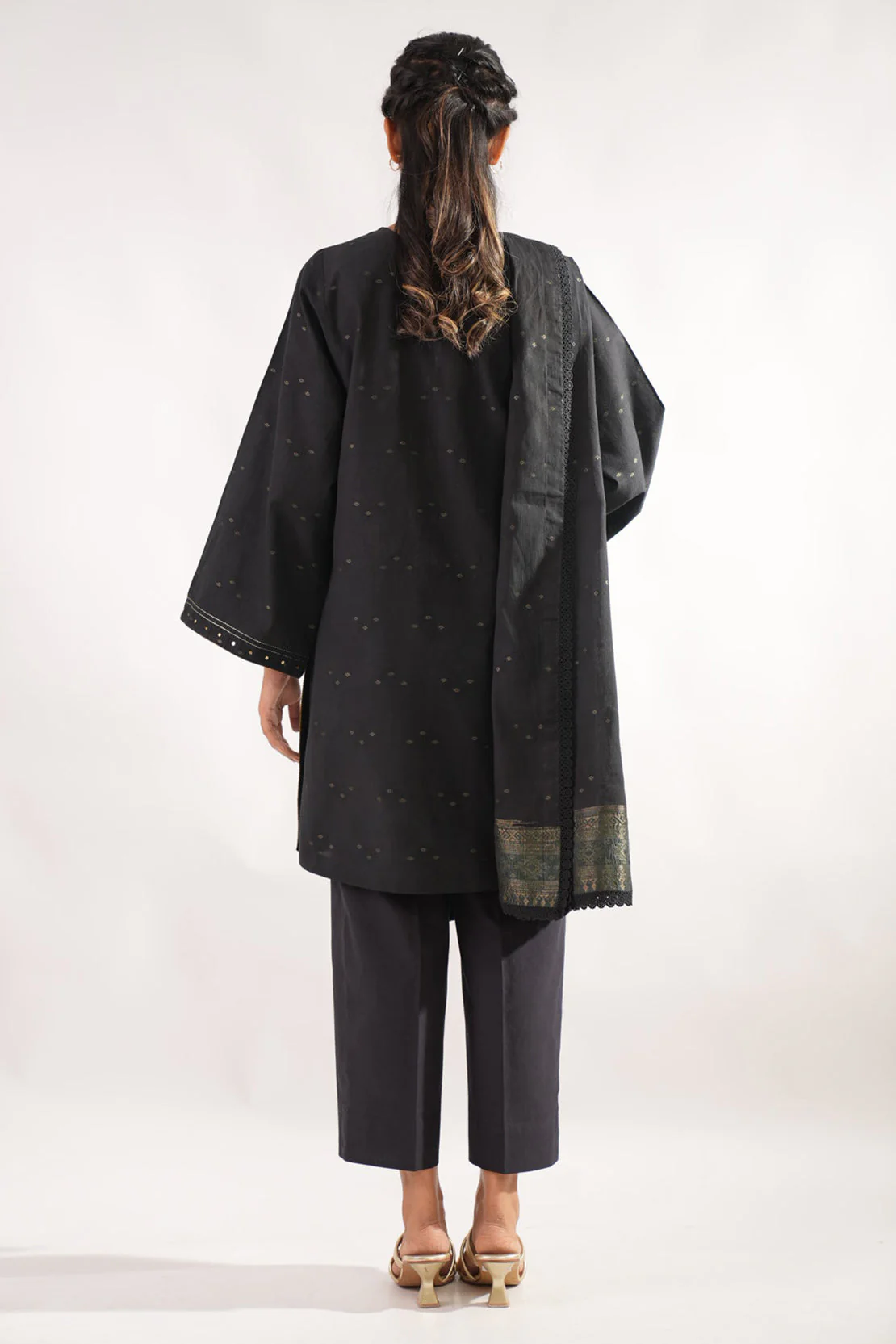 Unstitched Jacquard Cotton 3 Piece - Image 4