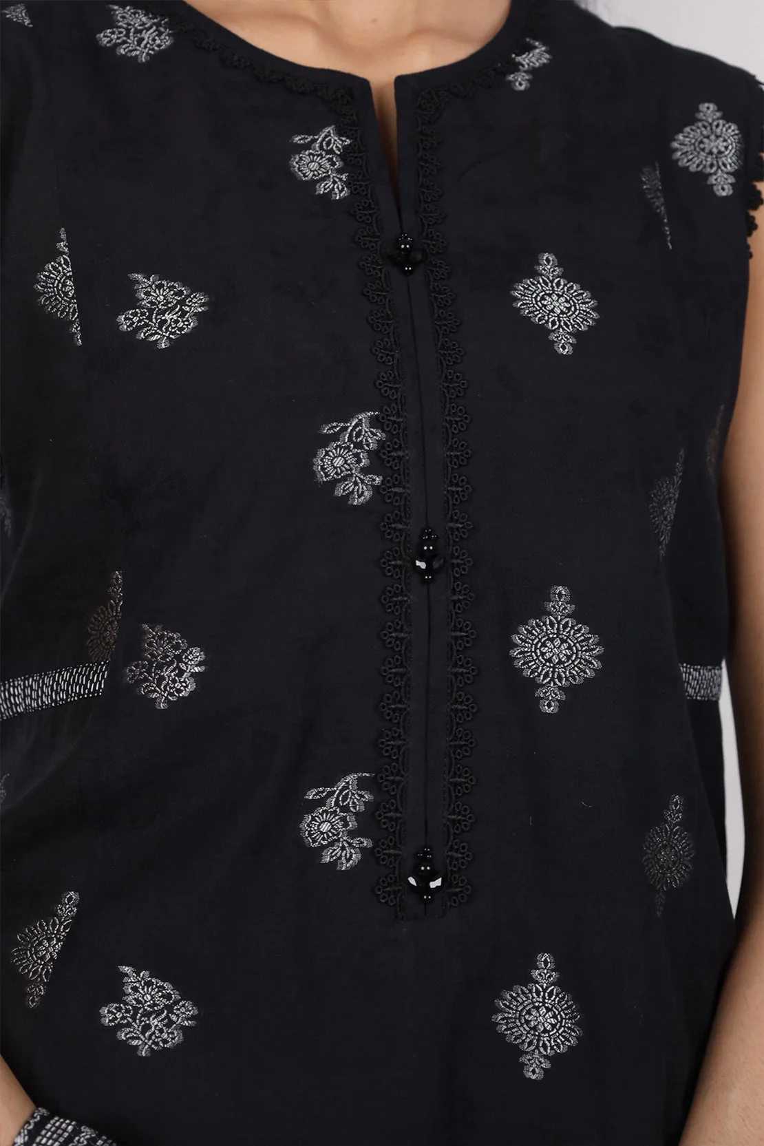 Unstitched Jacquard Cotton 3 Piece - Image 3