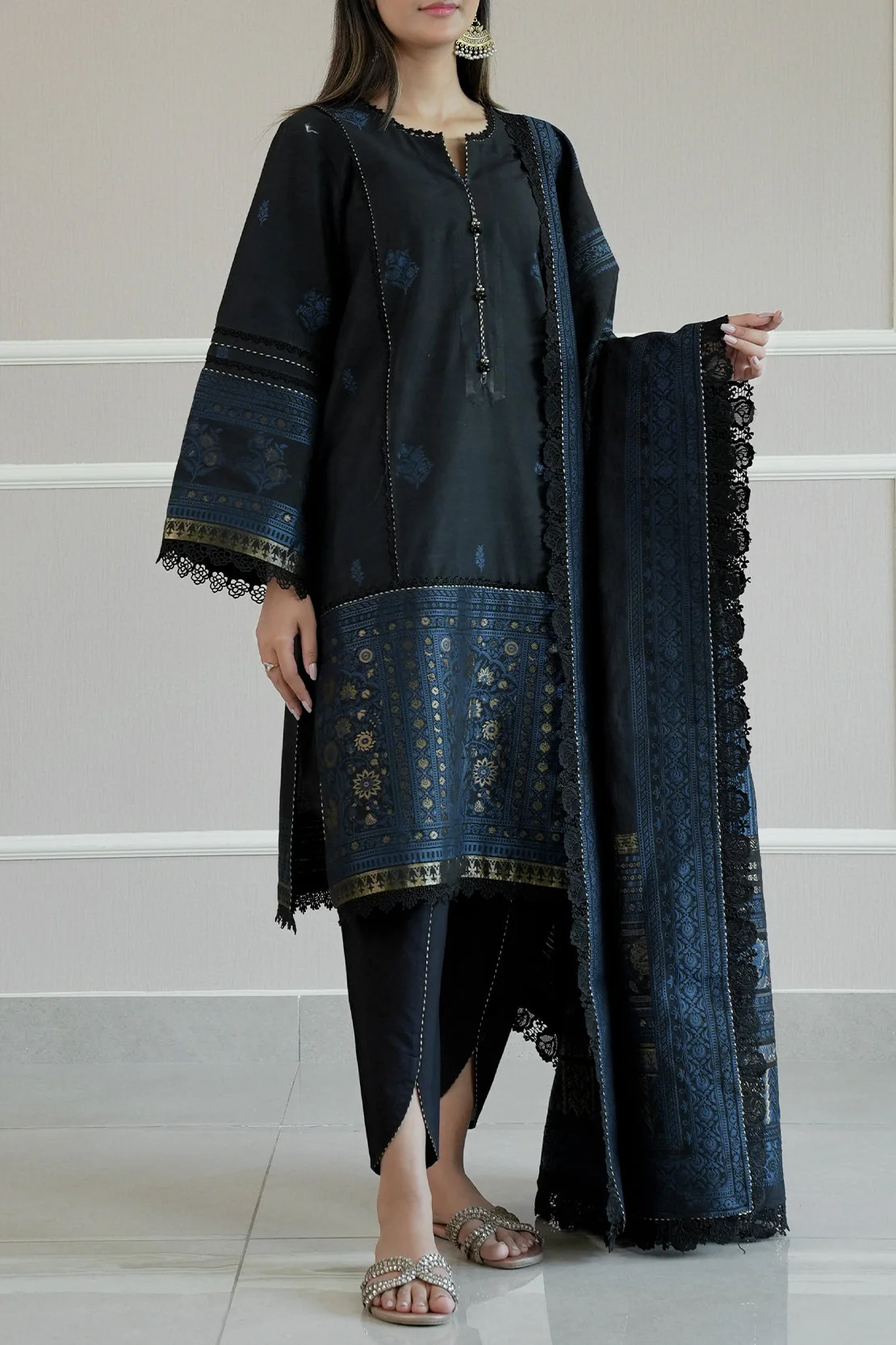 Unstitched Jacquard Cotton 3 Piece - Image 2