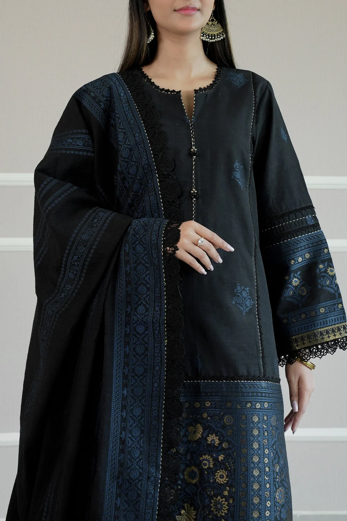 Unstitched Jacquard Cotton 3 Piece - Image 5