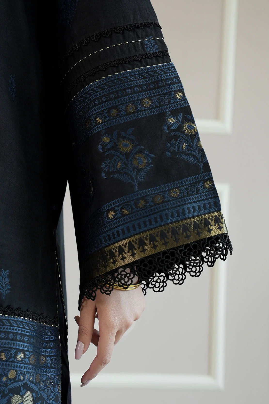 Unstitched Jacquard Cotton 3 Piece - Image 8