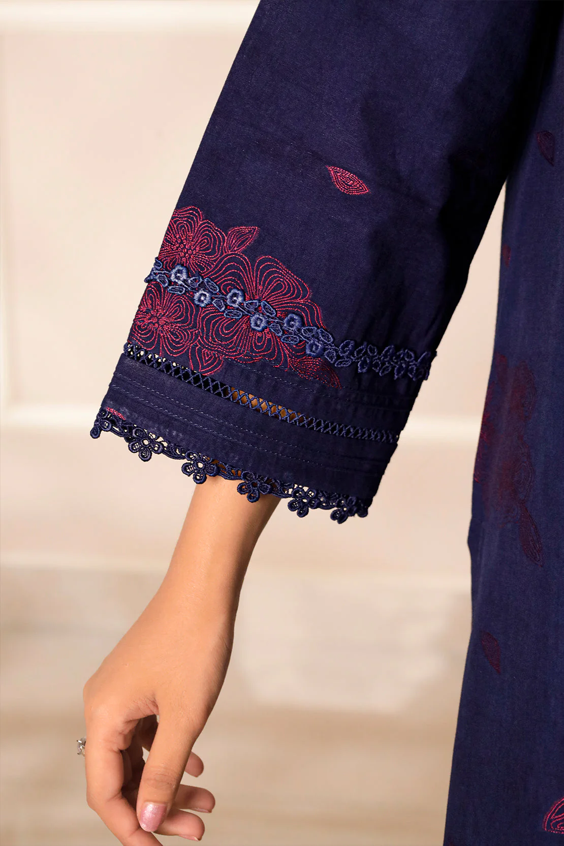 Unstitched Jacquard Cotton 3 Piece - Image 7