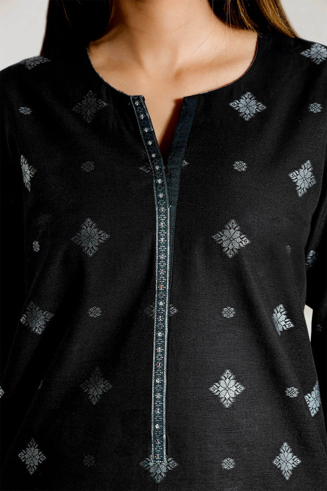 Unstitched Jacquard Cotton 3 Piece - Image 4