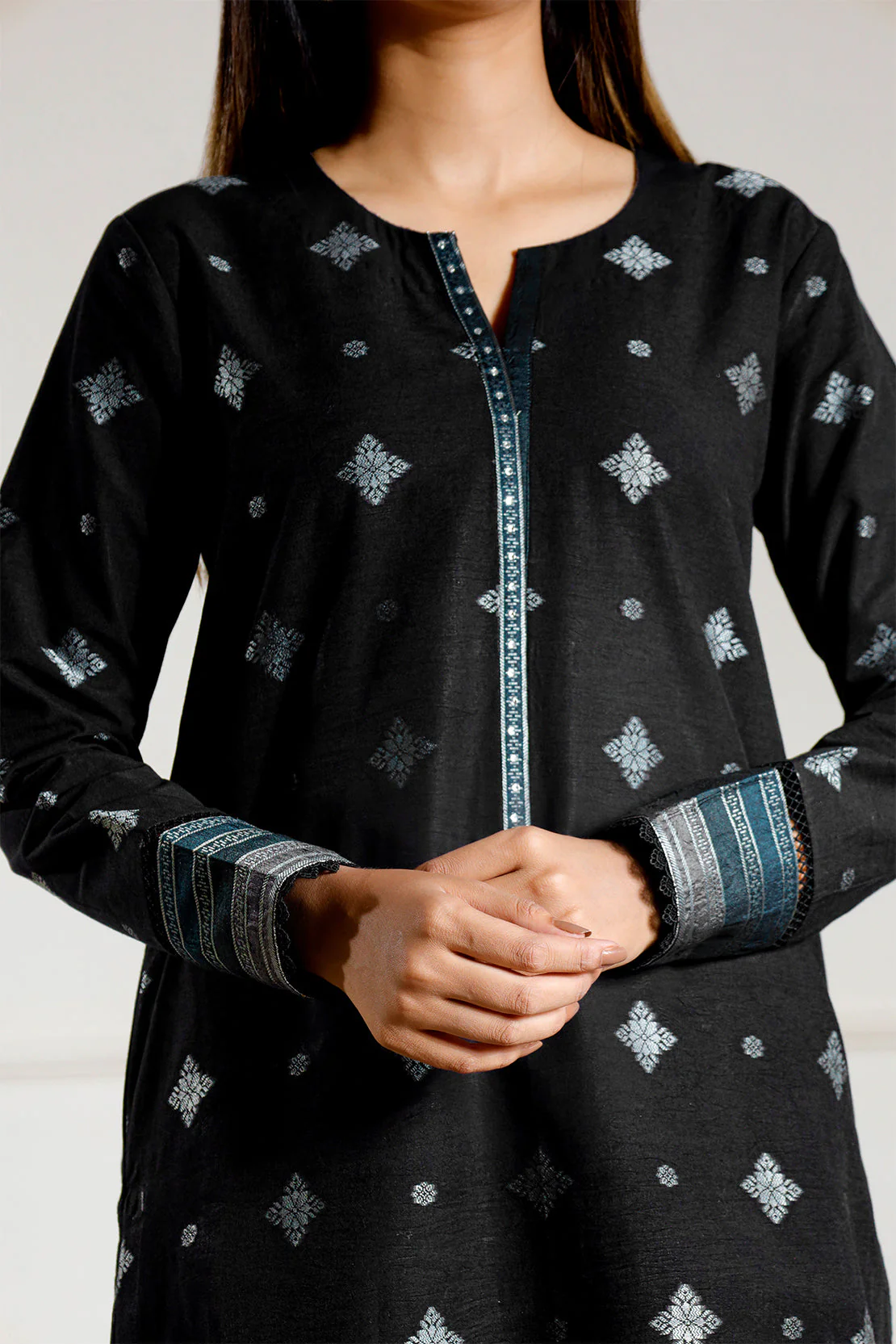 Unstitched Jacquard Cotton 3 Piece - Image 6