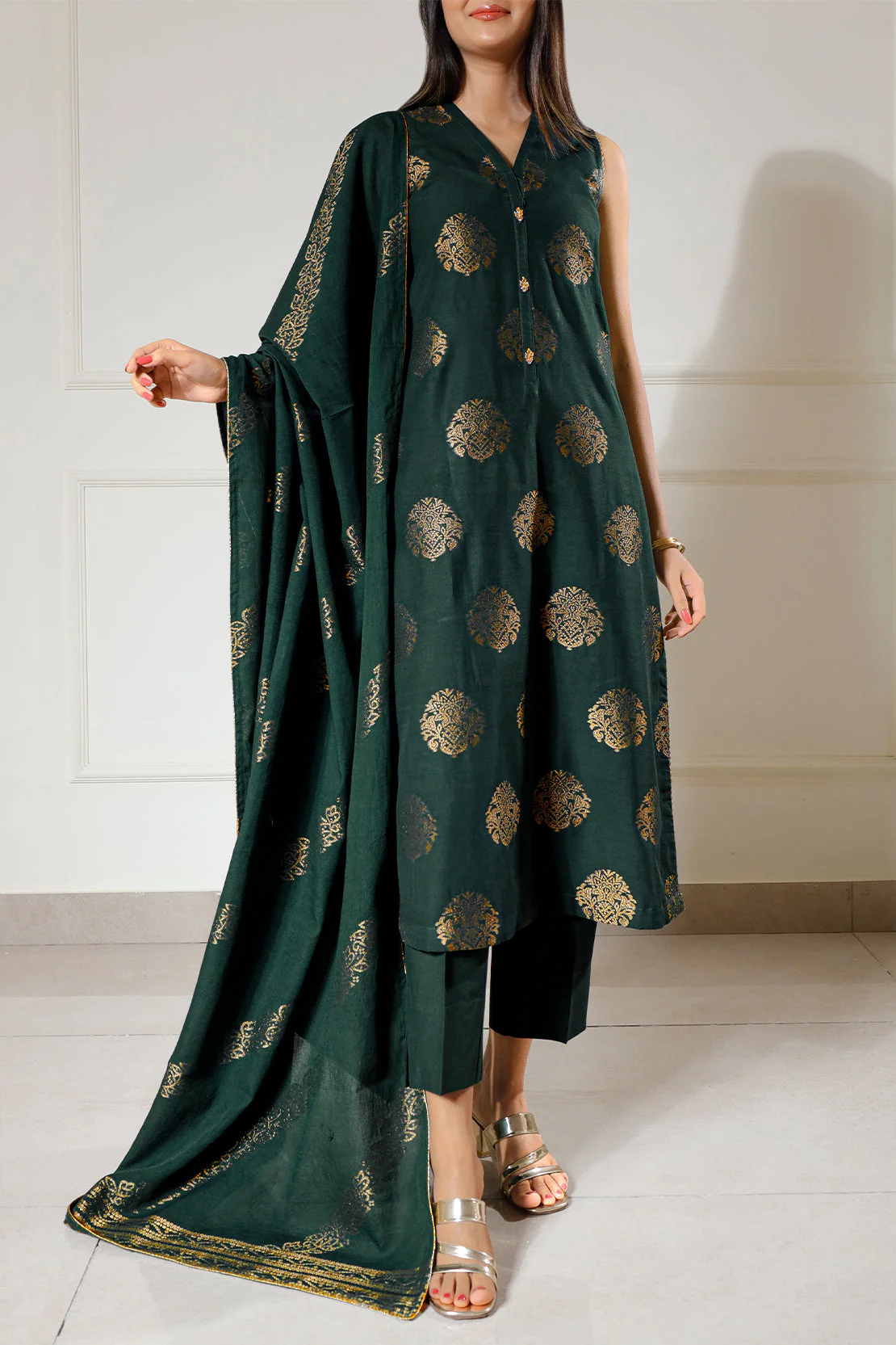 Unstitched Jacquard Cotton 3 Piece - Image 2