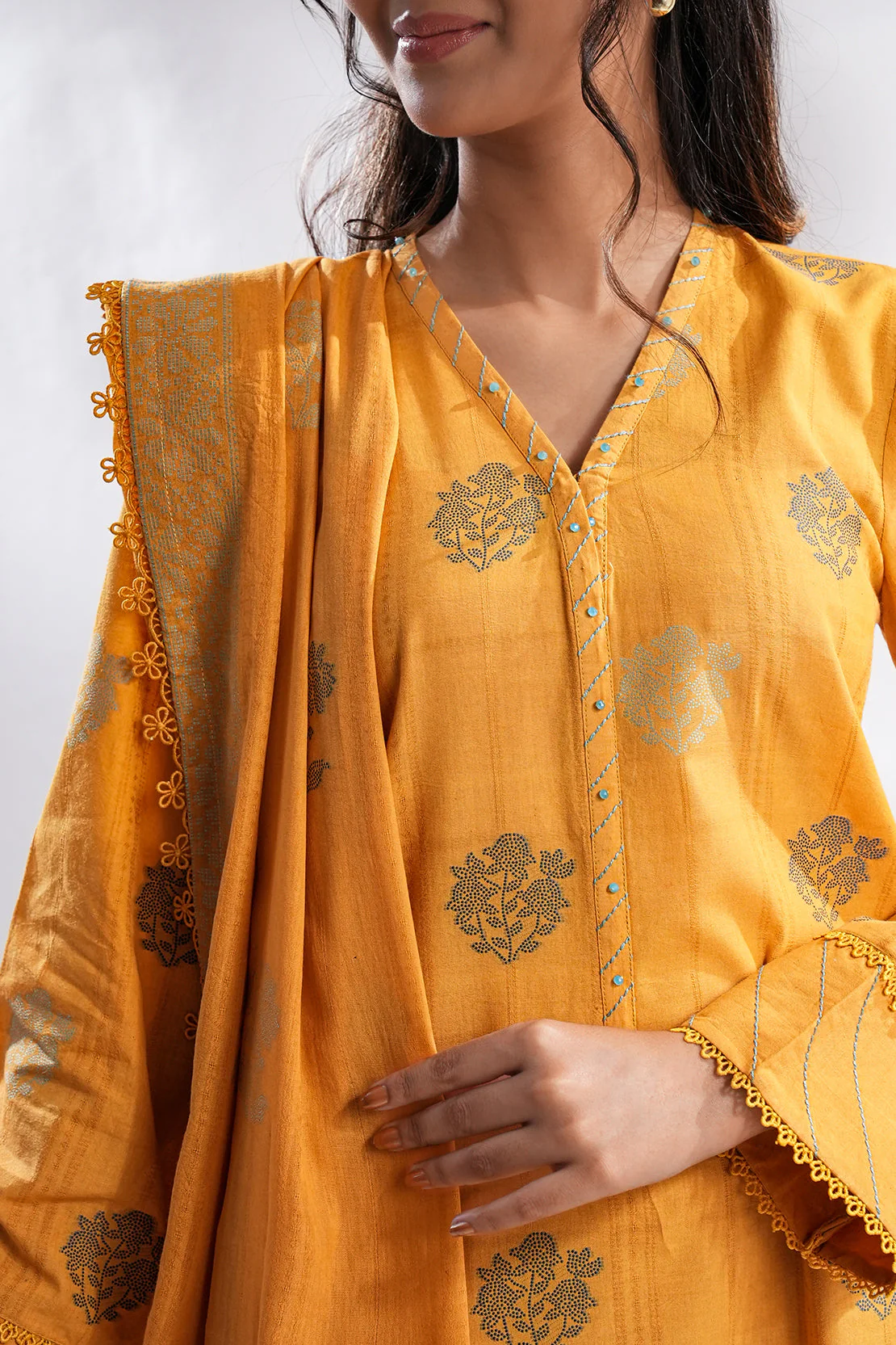 Unstitched Jacquard Cotton 3 Piece - Image 9