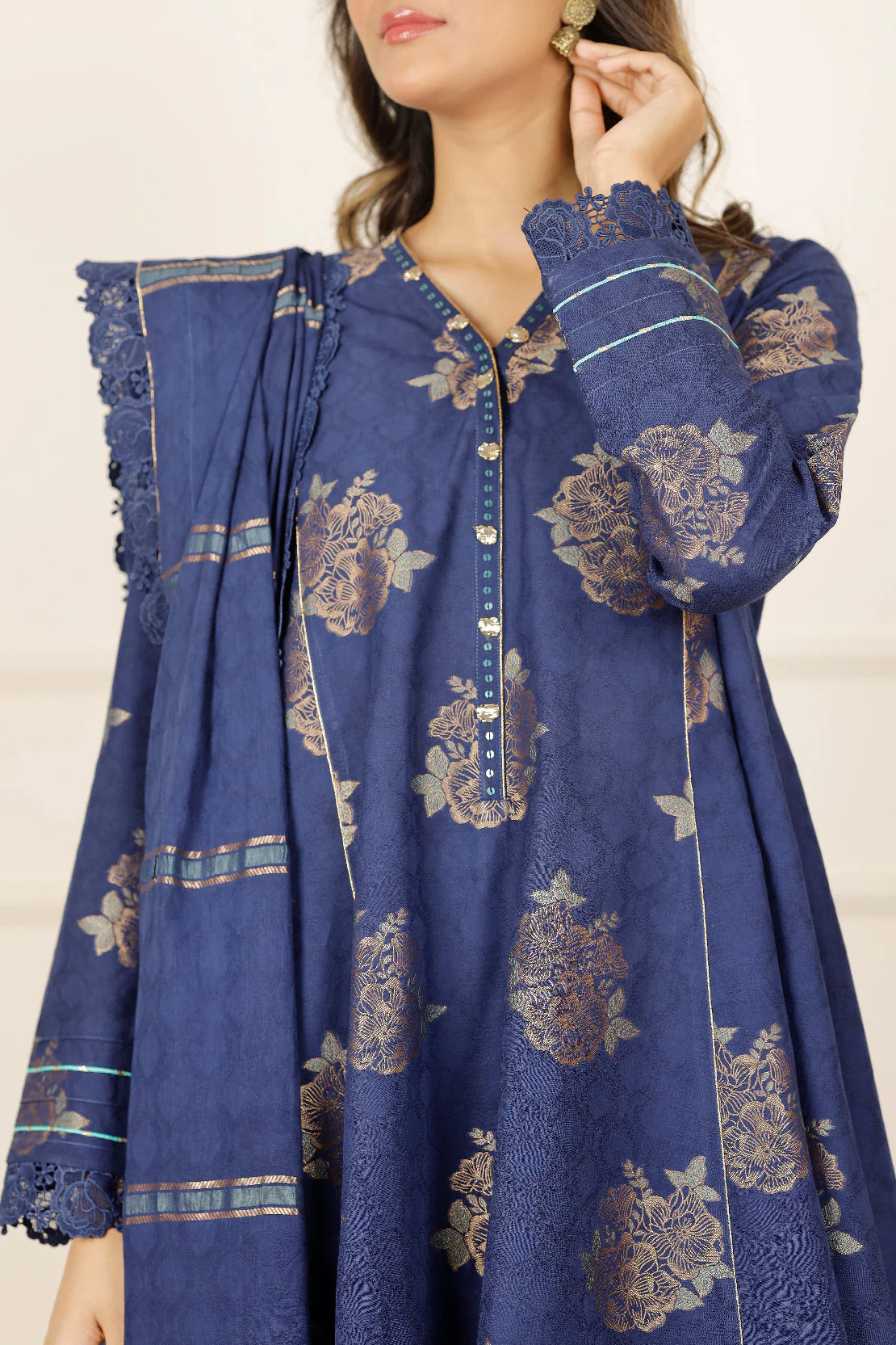 Unstitched Jacquard Cotton 3 Piece - Image 5