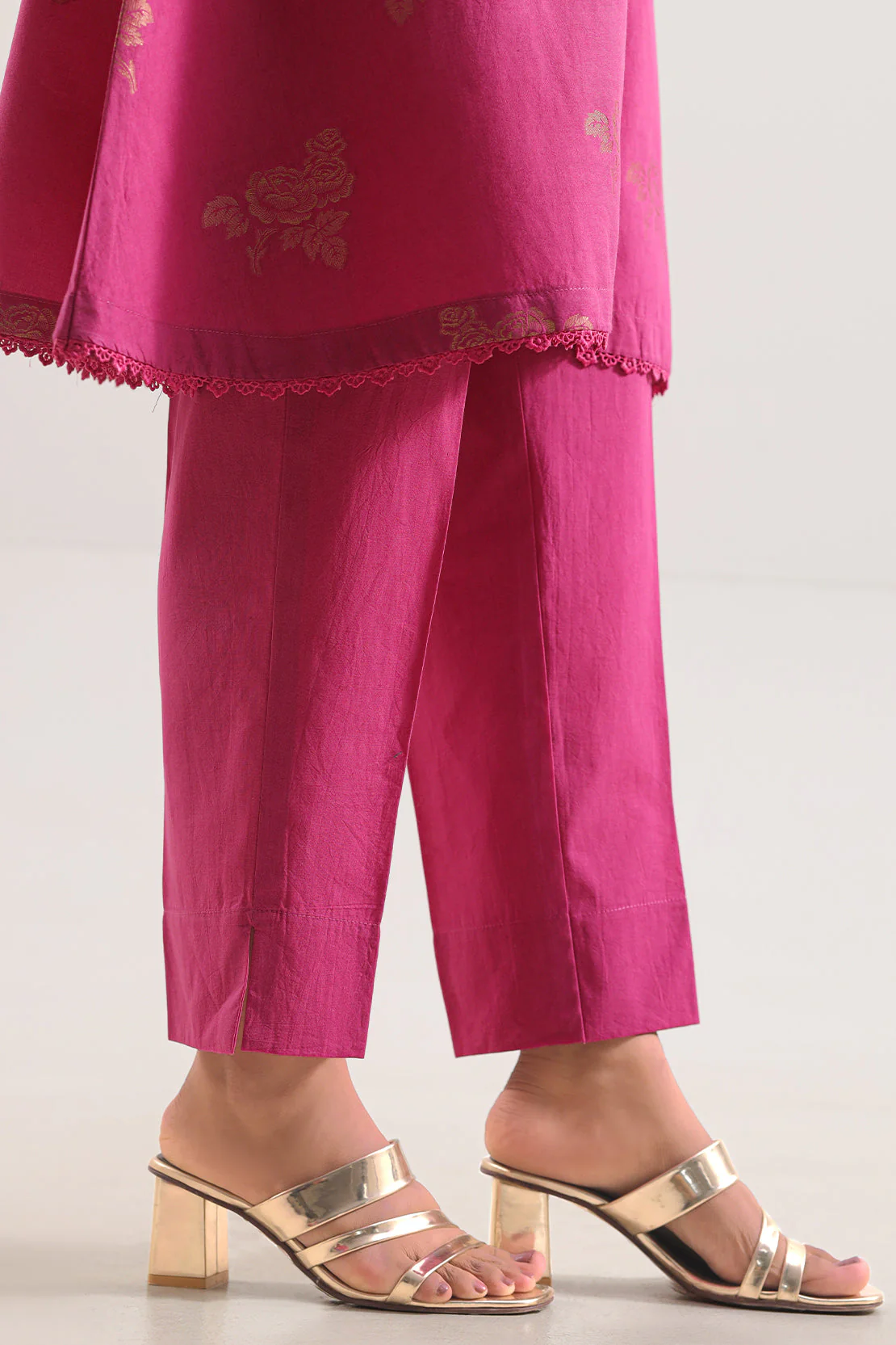 Unstitched Jacquard Cotton 3 Piece - Image 6