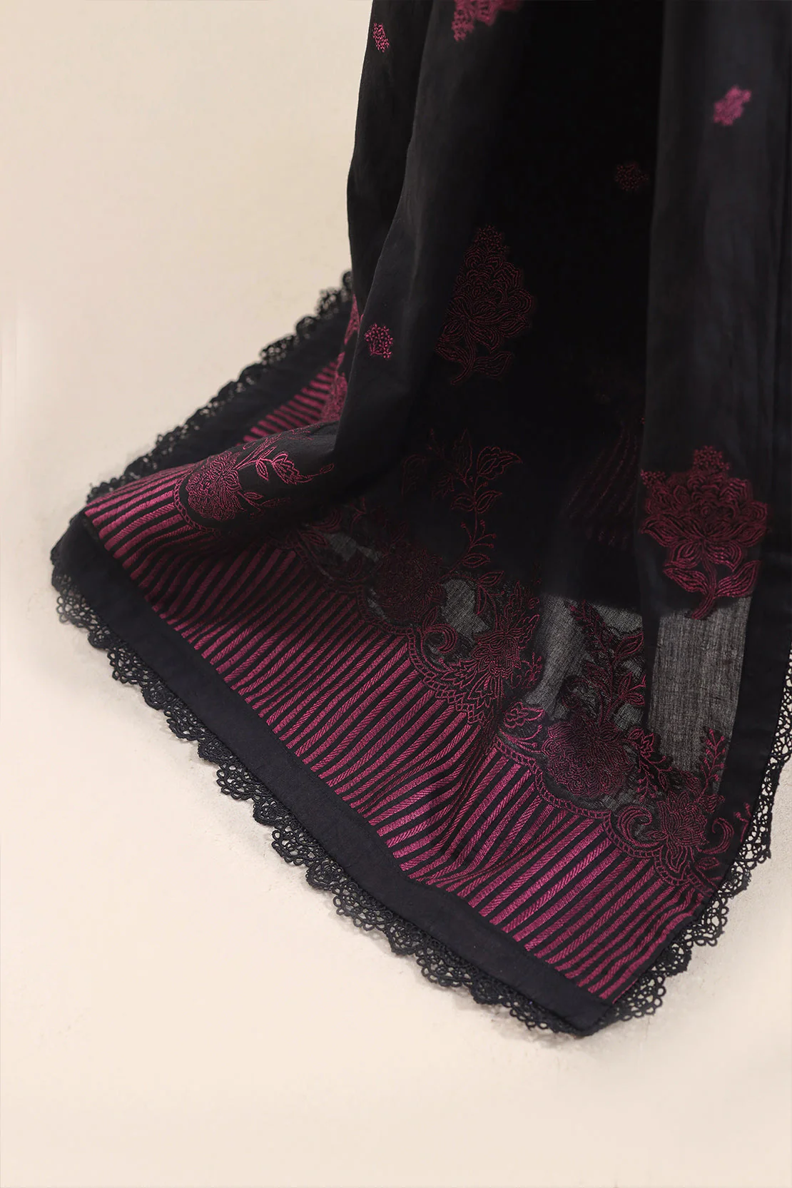 Unstitched Jacquard Cotton 3 Piece - Image 4