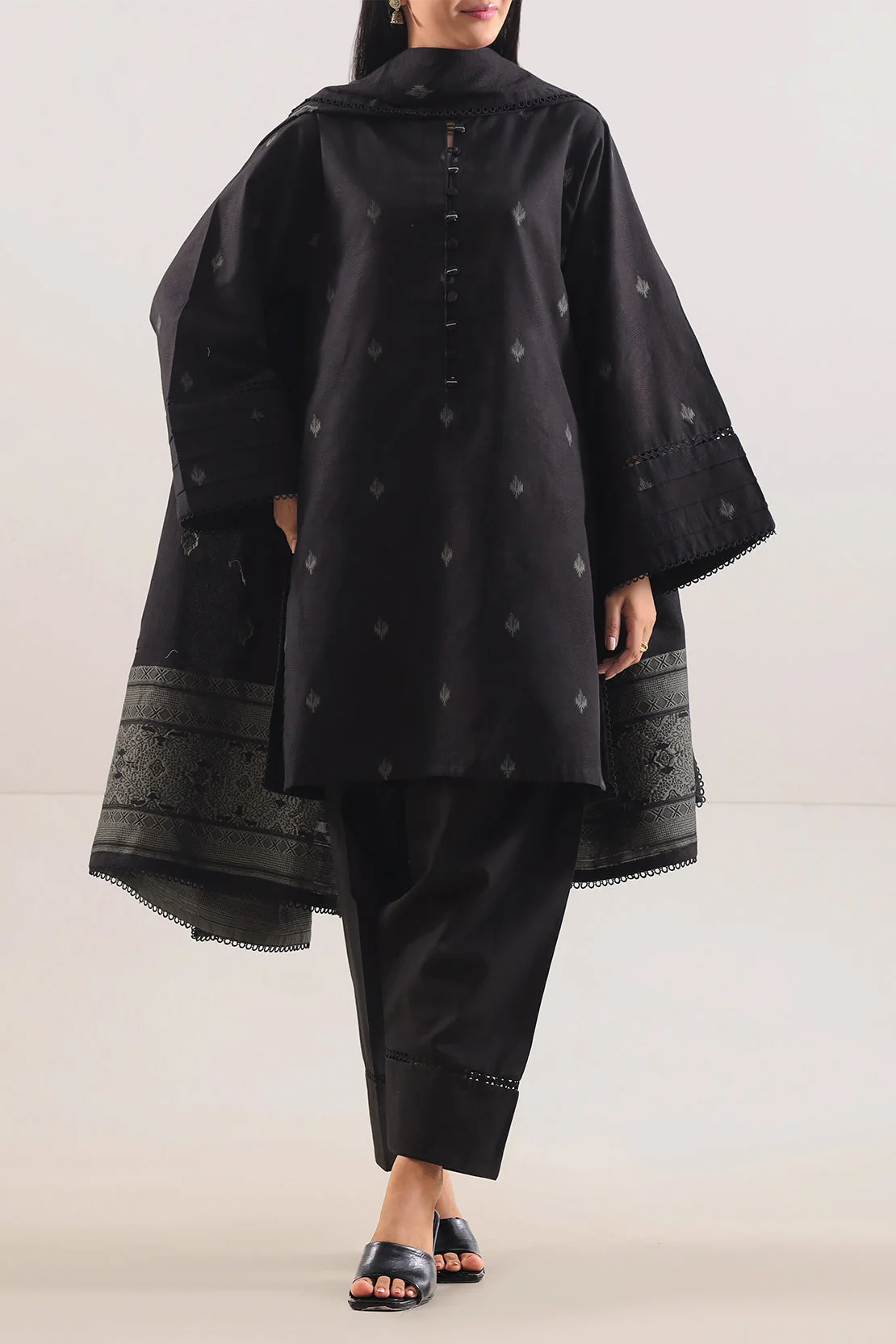 Unstitched Jacquard Cotton 3 Piece - Image 2