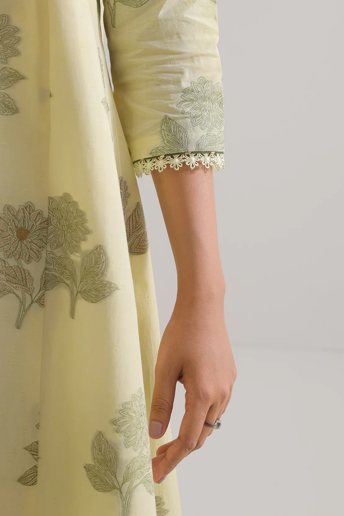Unstitched Jacquard Cotton 3 Piece - Image 6