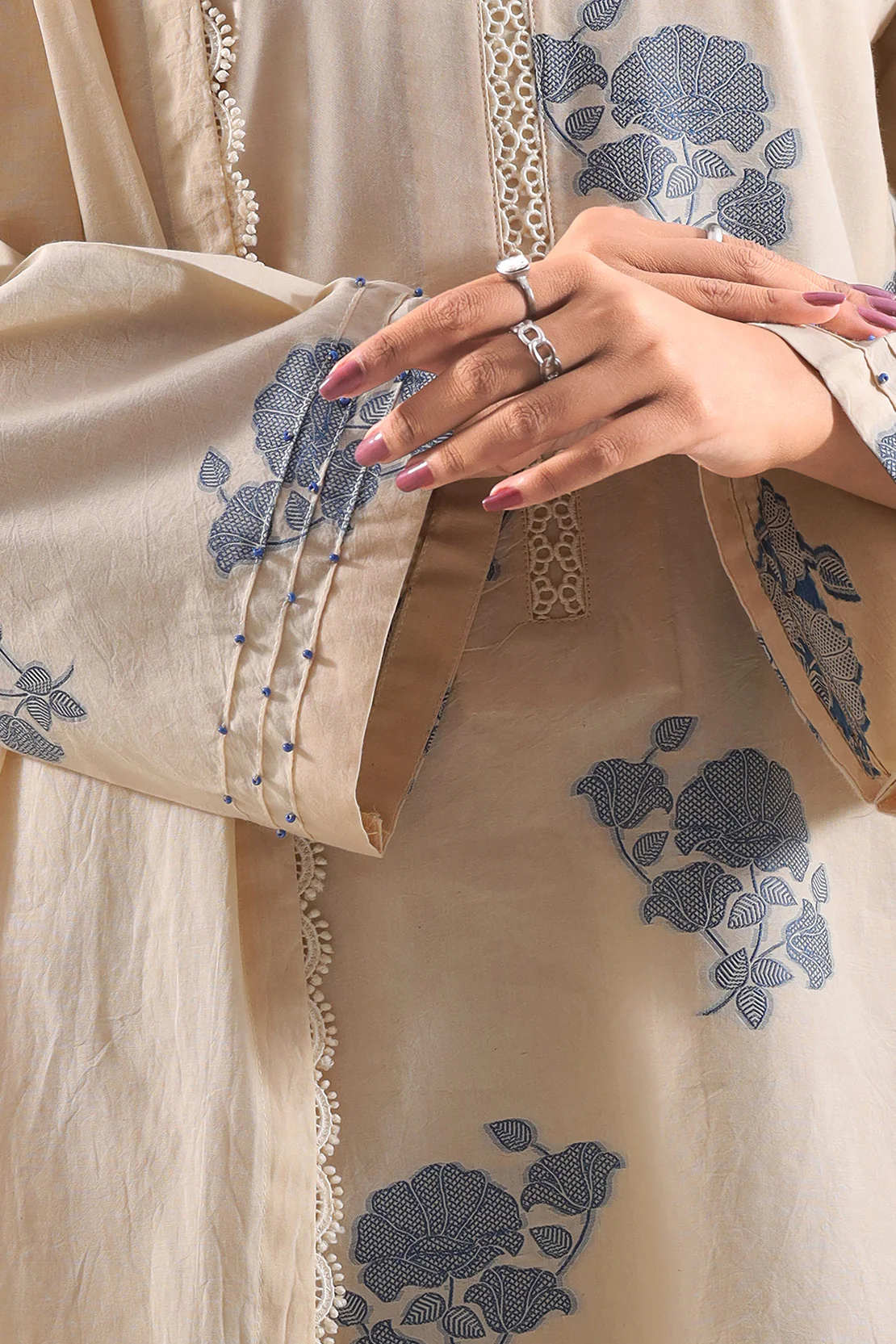 Unstitched Jacquard Cotton 3 Piece - Image 3