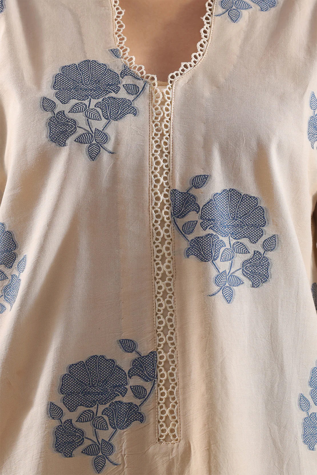 Unstitched Jacquard Cotton 3 Piece - Image 4