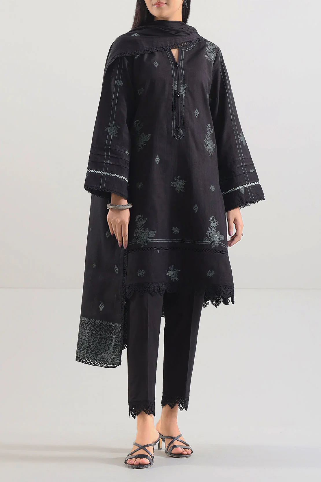 Unstitched Jacquard Cotton 3 Piece - Image 3
