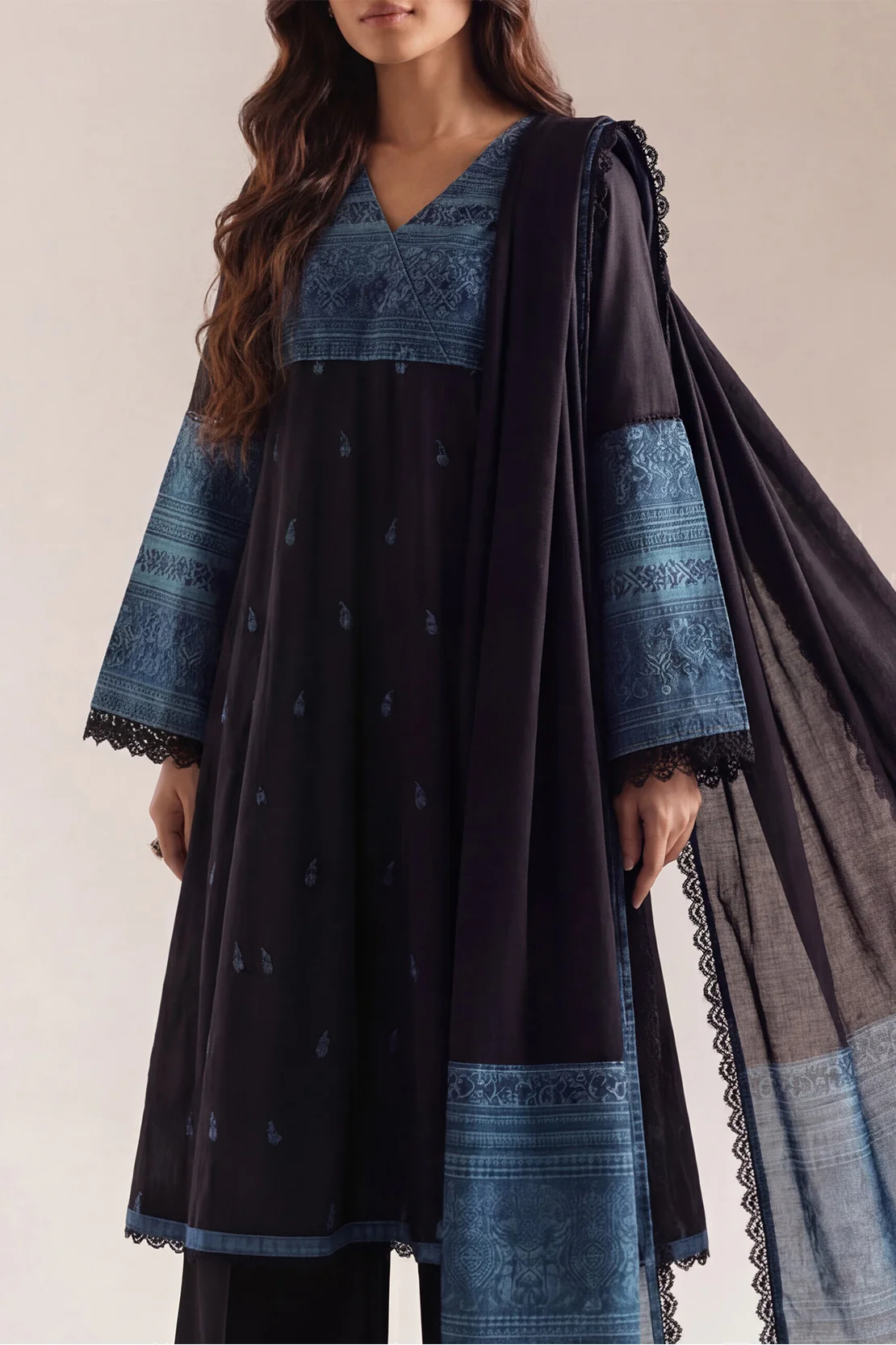 Unstitched Jacquard Cotton 3 Piece - Image 2