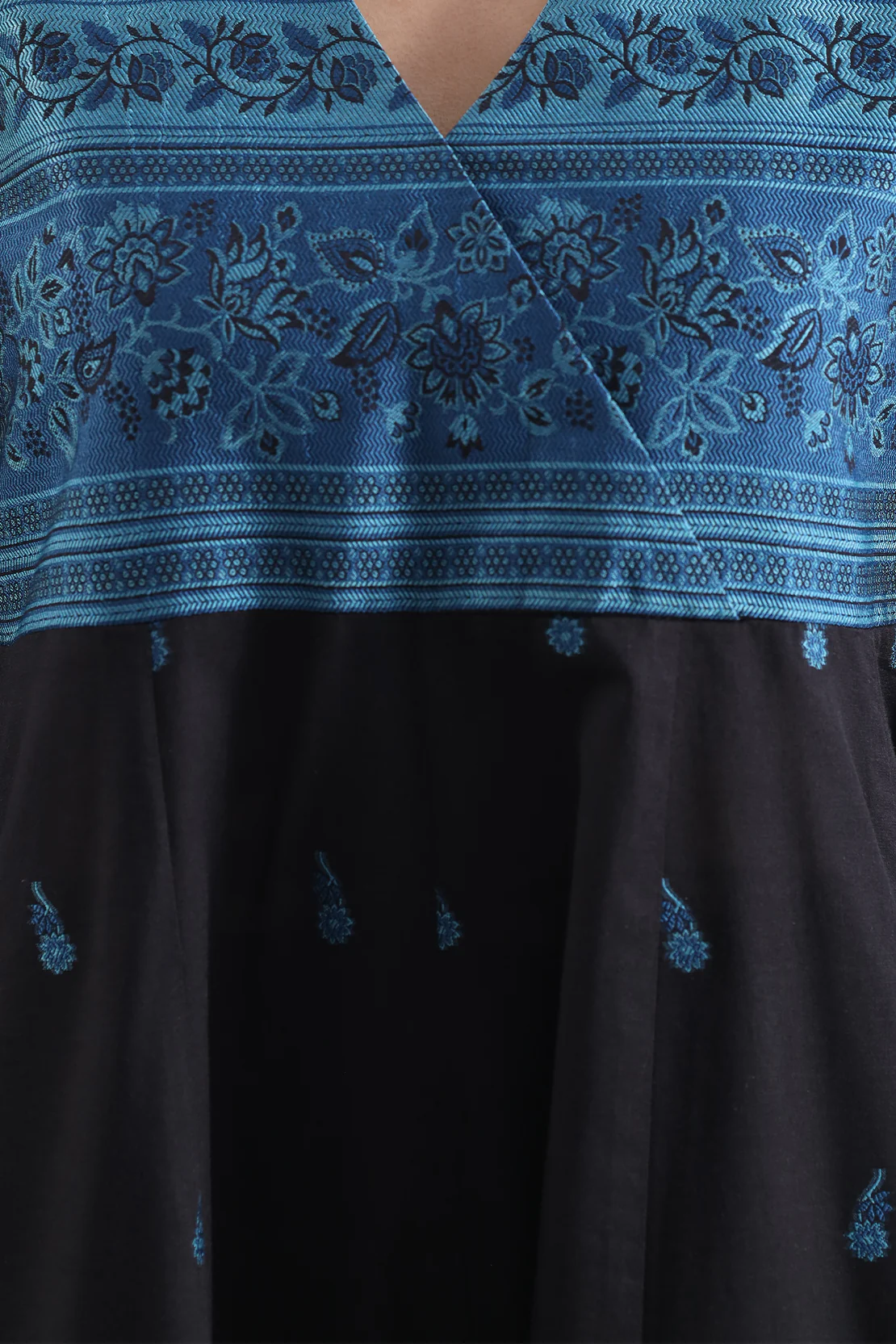 Unstitched Jacquard Cotton 3 Piece - Image 5
