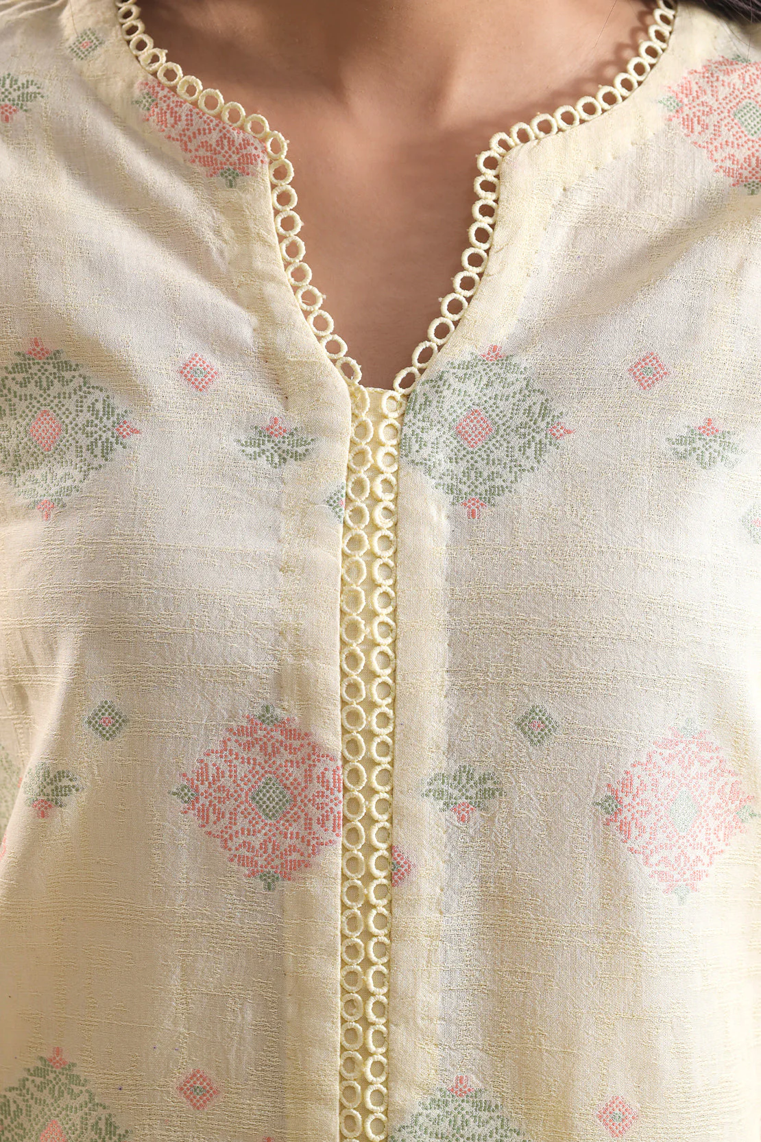 Unstitched Jacquard Cotton 3 Piece - Image 4