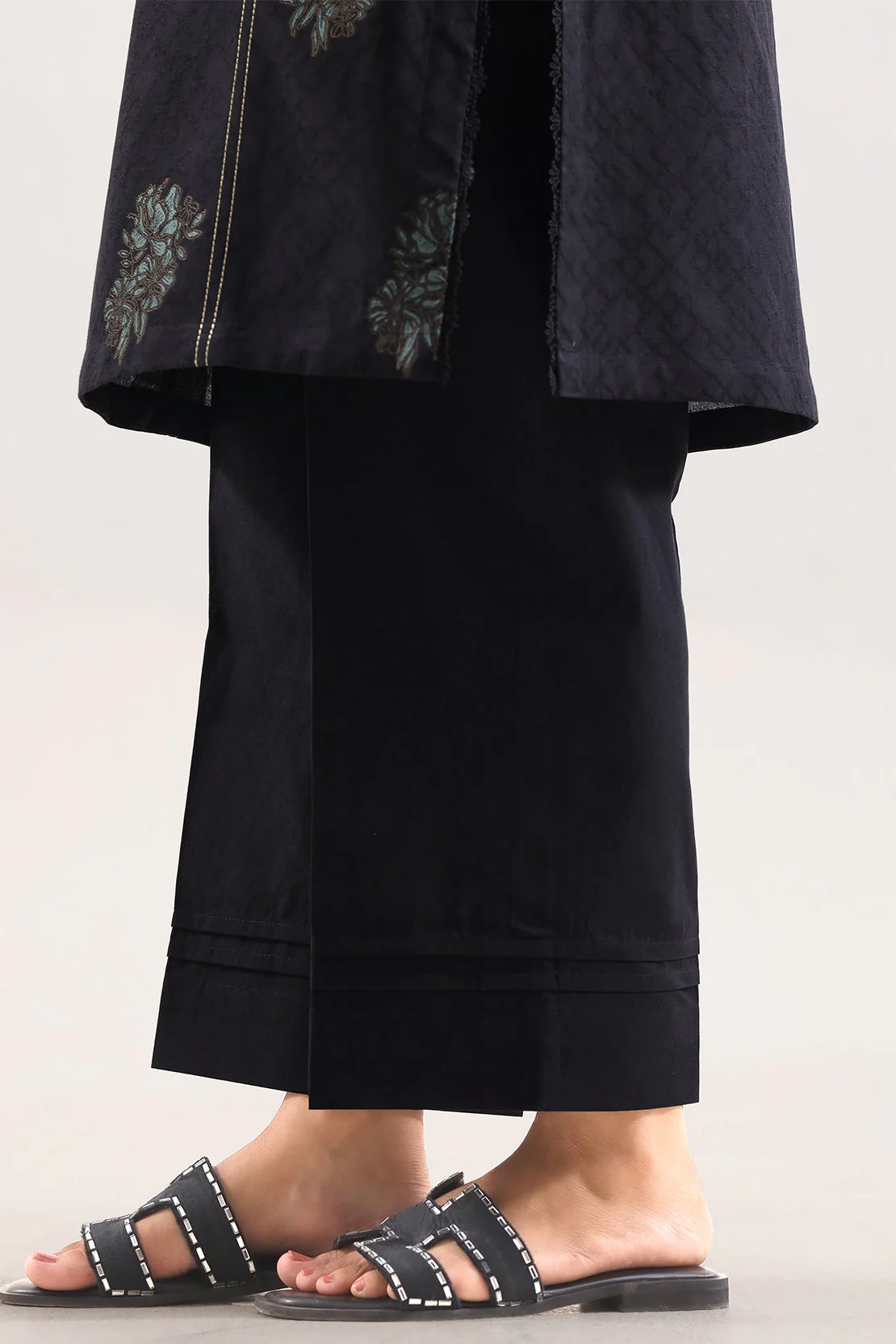 Unstitched Jacquard Cotton 3 Piece - Image 6