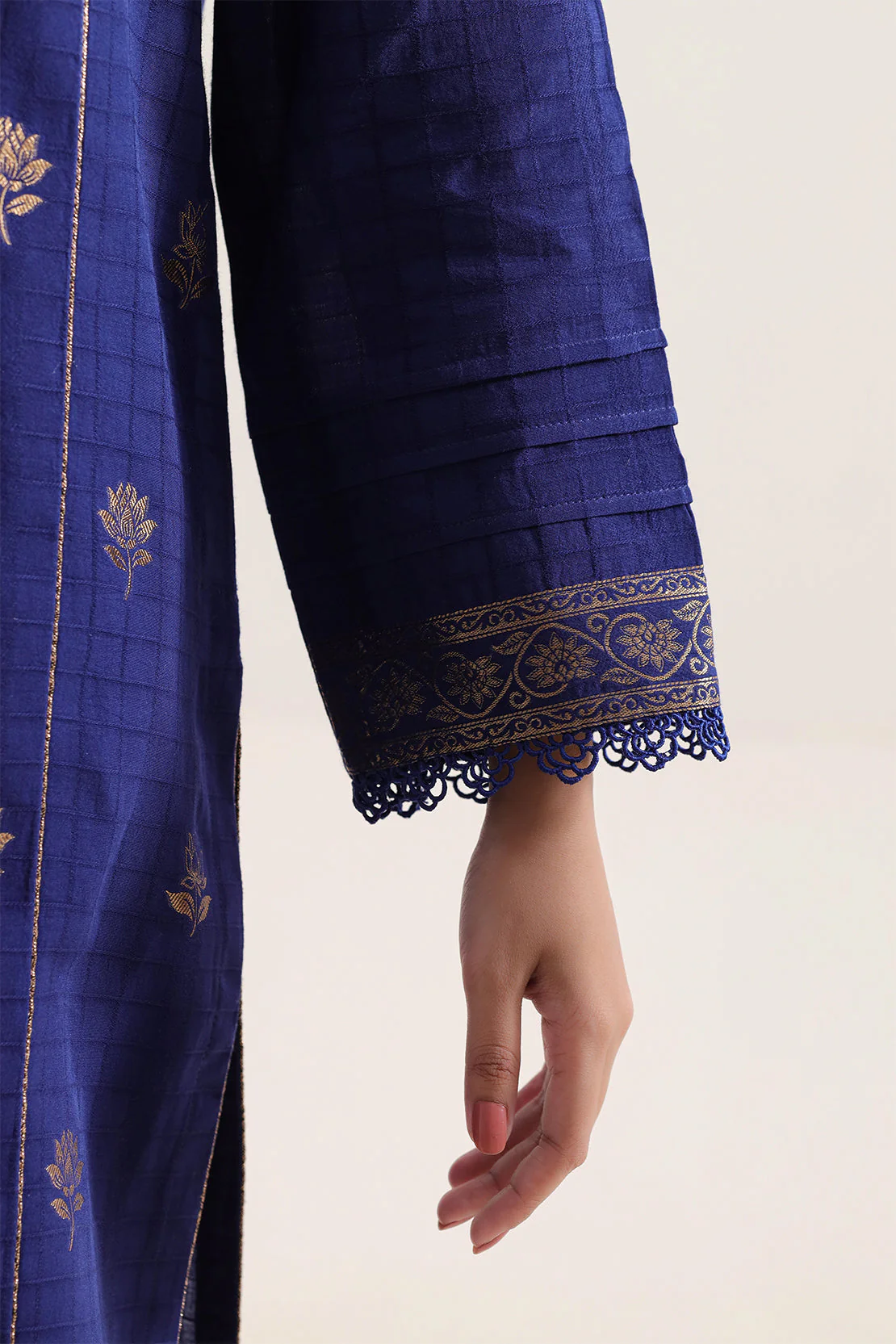 Unstitched Jacquard Cotton 3 Piece - Image 4