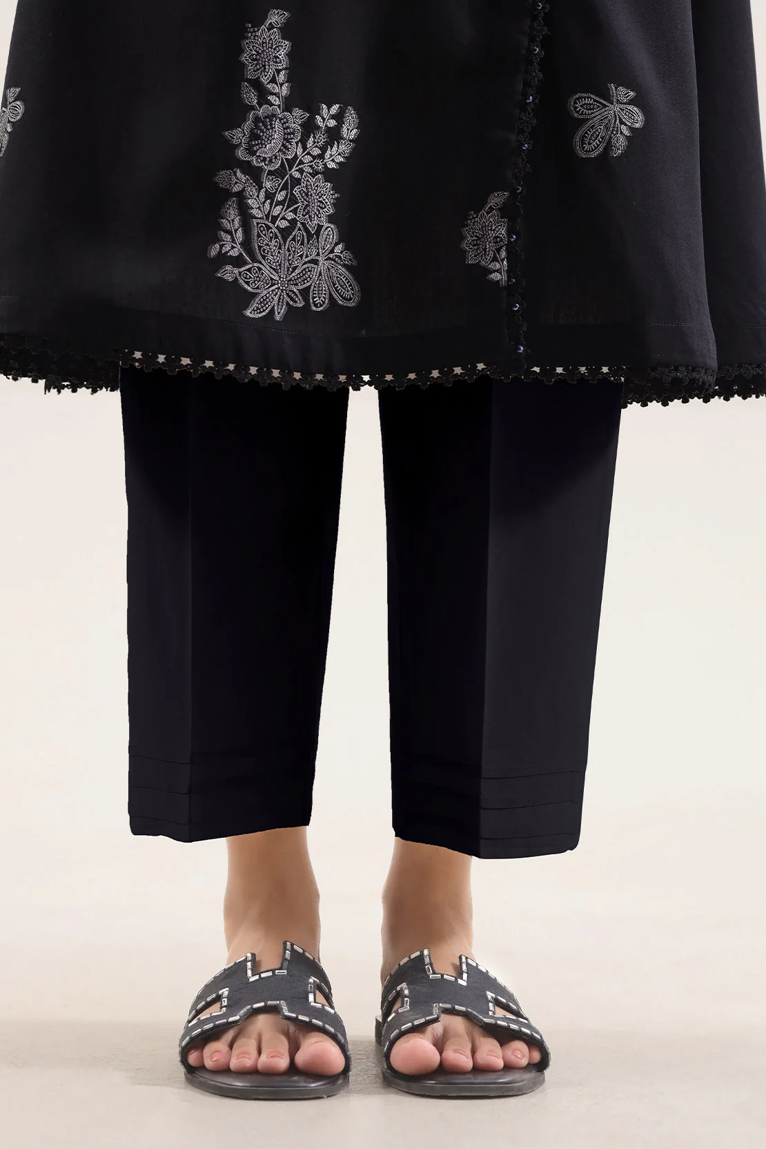Unstitched Jacquard Cotton 3 Piece - Image 5