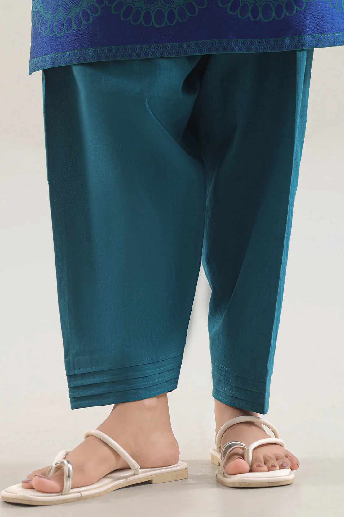 Unstitched Jacquard Cotton 3 Piece - Image 6