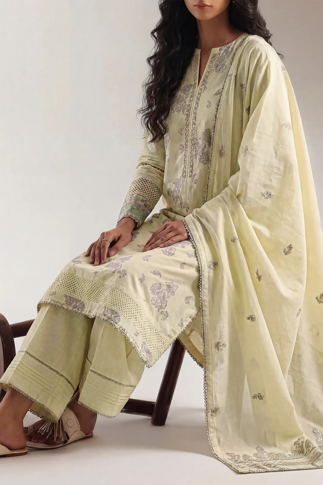 Unstitched Jacquard Cotton 3 Piece - Image 2