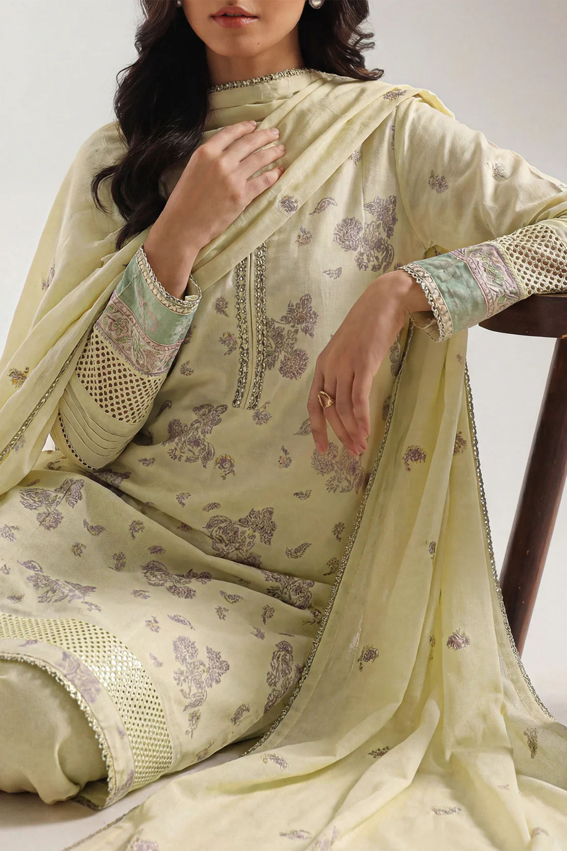 Unstitched Jacquard Cotton 3 Piece - Image 4