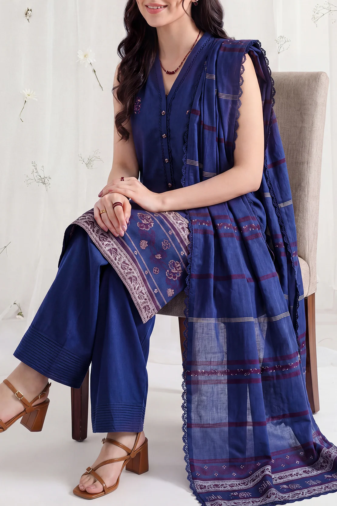 Unstitched Jacquard Cotton 3 Piece - Image 2