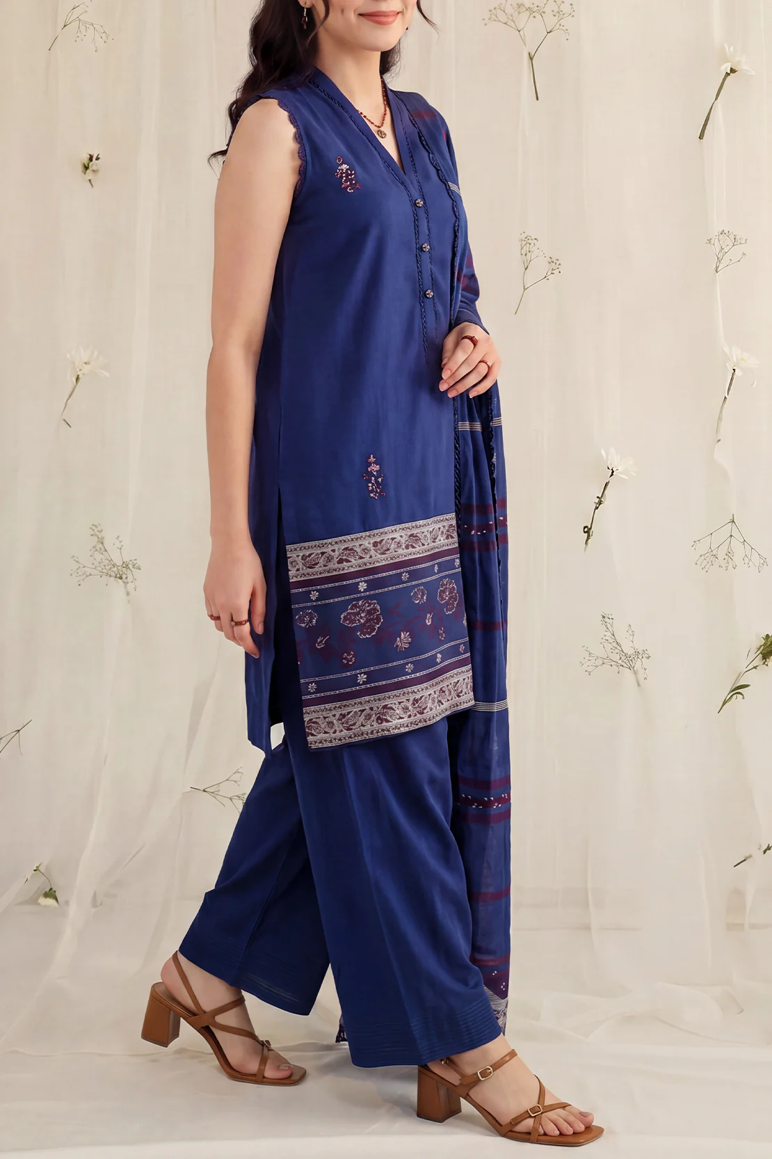 Unstitched Jacquard Cotton 3 Piece - Image 4