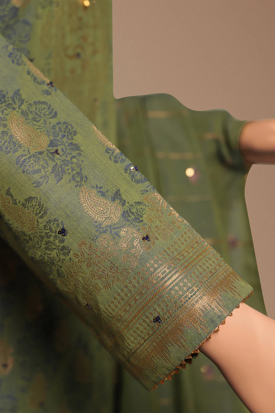 Unstitched Jacquard Cotton Embroidered 2 Piece (Shirt/Dupatta) - Image 3