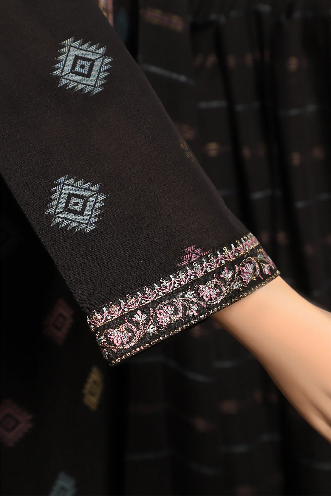 Unstitched Jacquard Cotton Embroidered 2 Piece (Shirt/Trouser) - Image 3