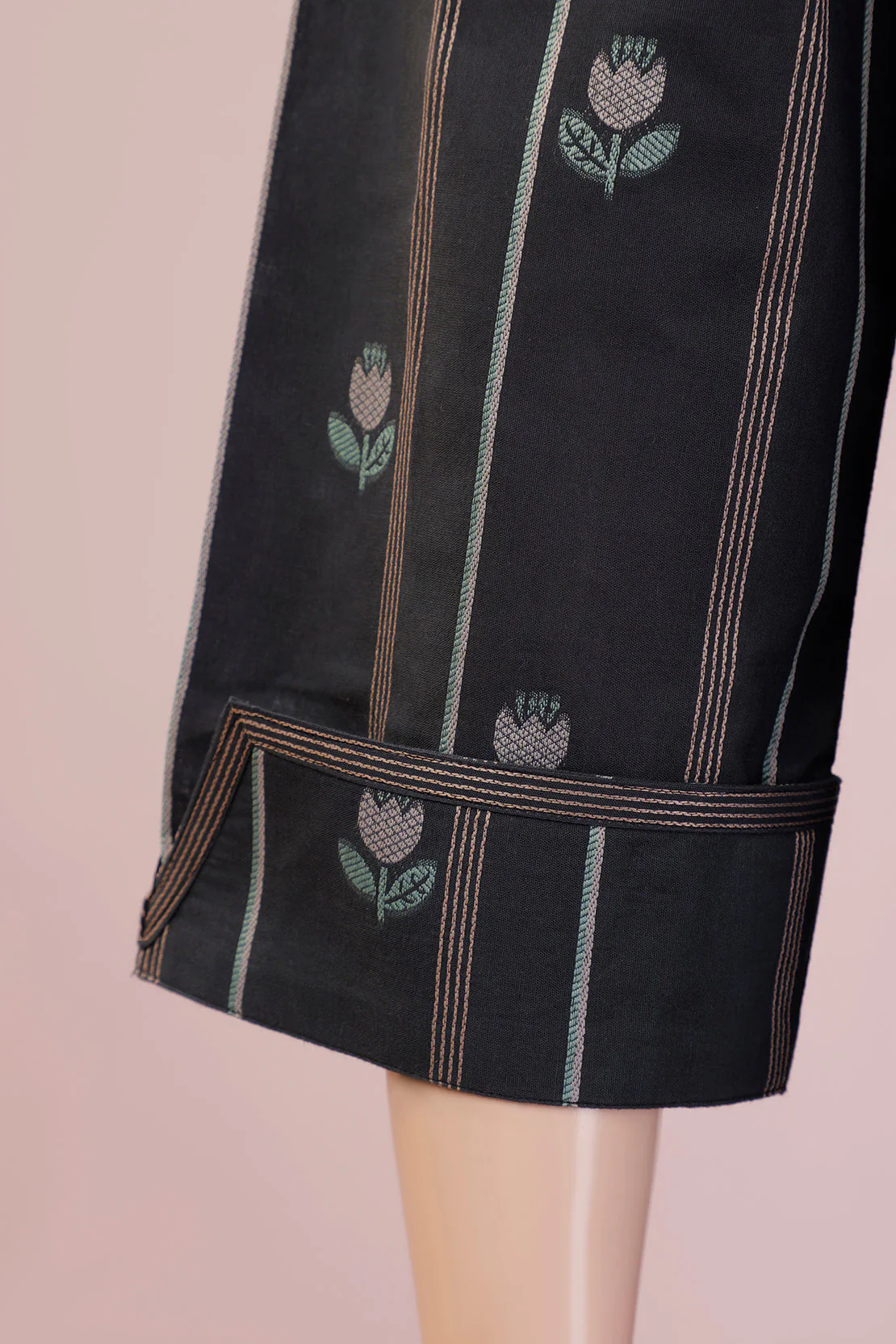 Unstitched Jacquard Cotton Shirt - Image 4