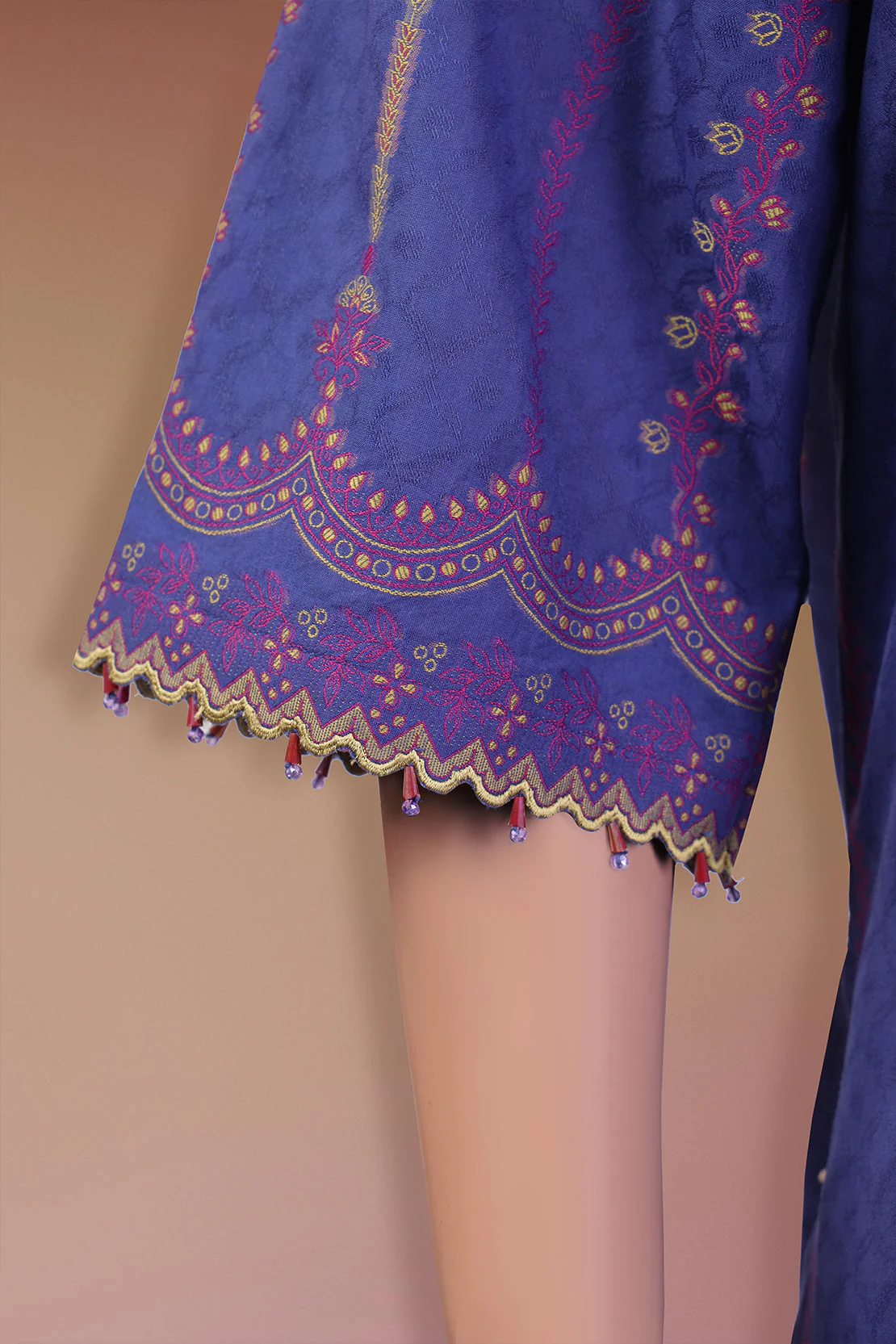 Unstitched Jacquard Cotton Shirt - Image 3