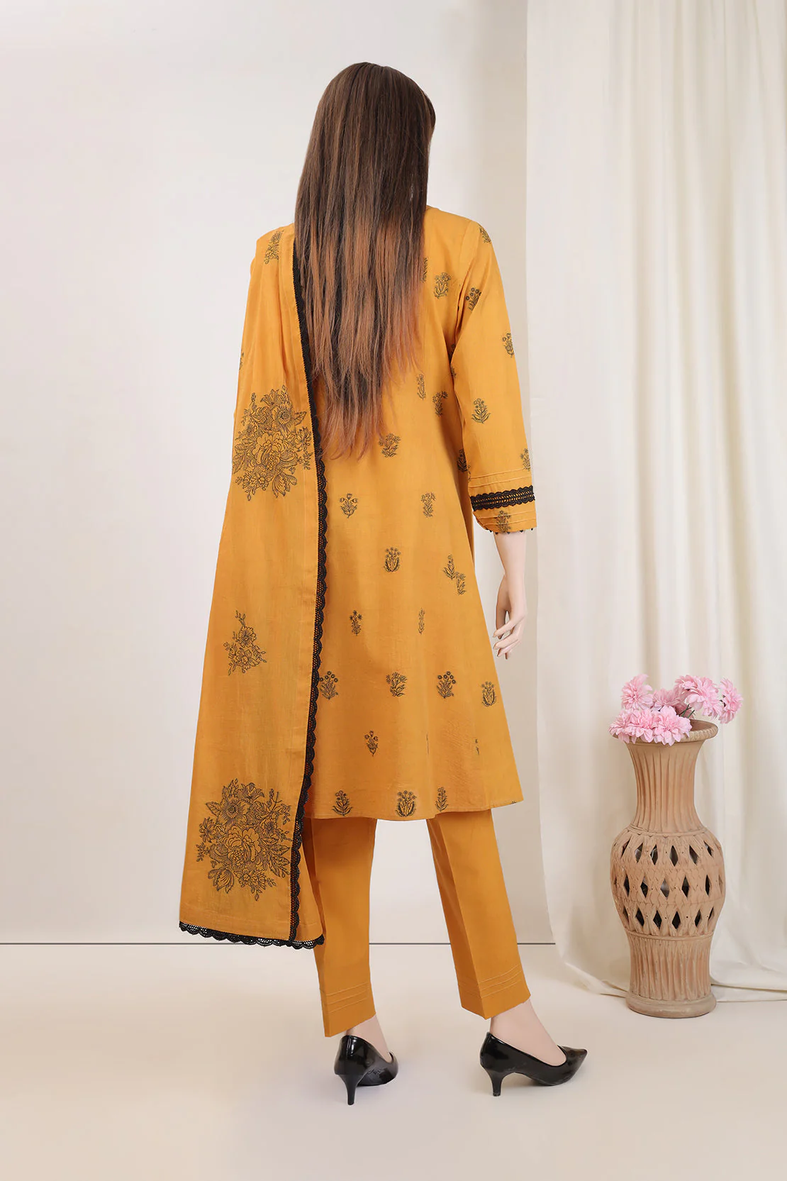 Unstitched Jacquard Cotton Shirt - Image 3