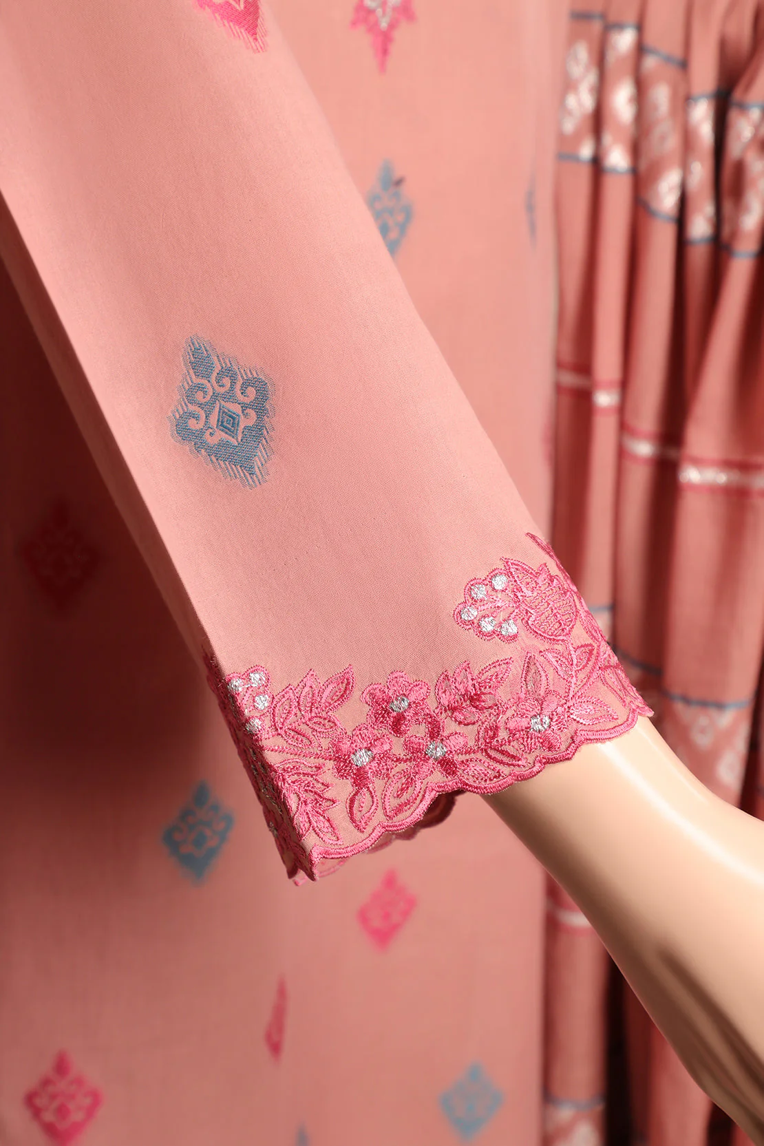 Unstitched  Jacquard Cotton Shirt - Image 3