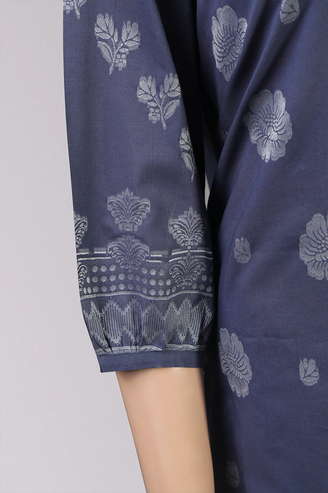 Unstitched Jacquard Cotton Shirt - Image 2