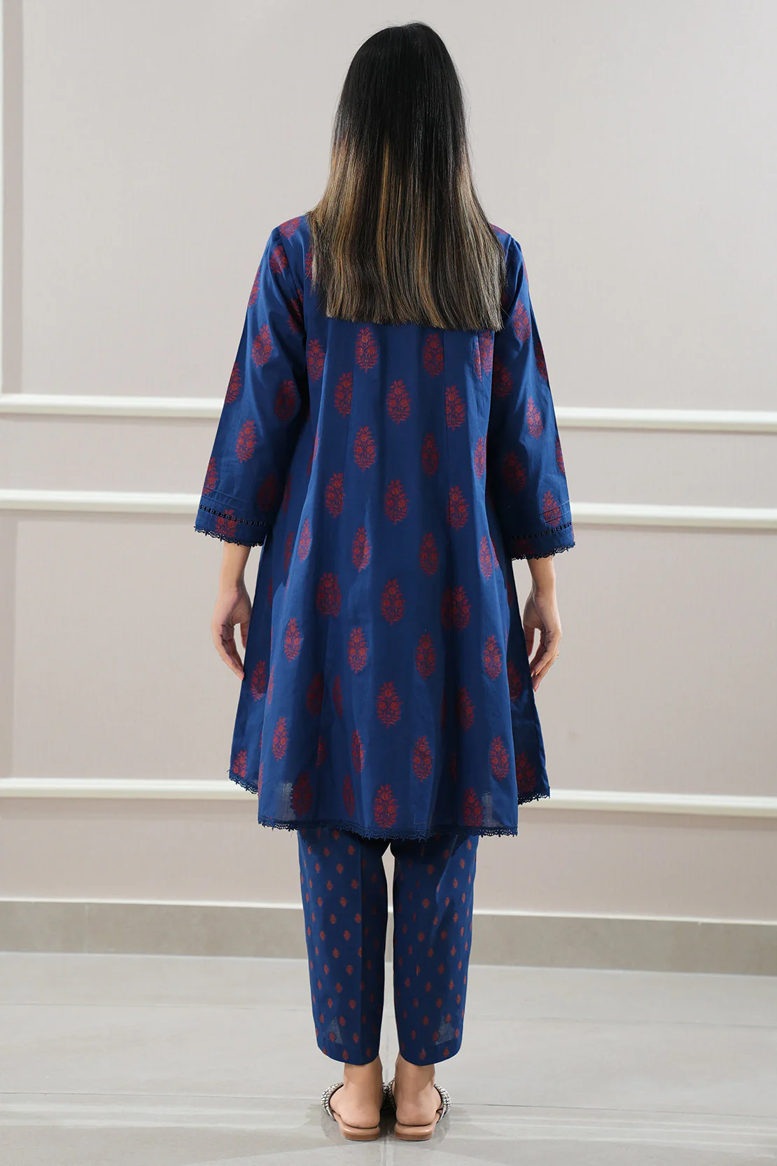 Unstitched Jacquard Cotton Shirt - Image 4